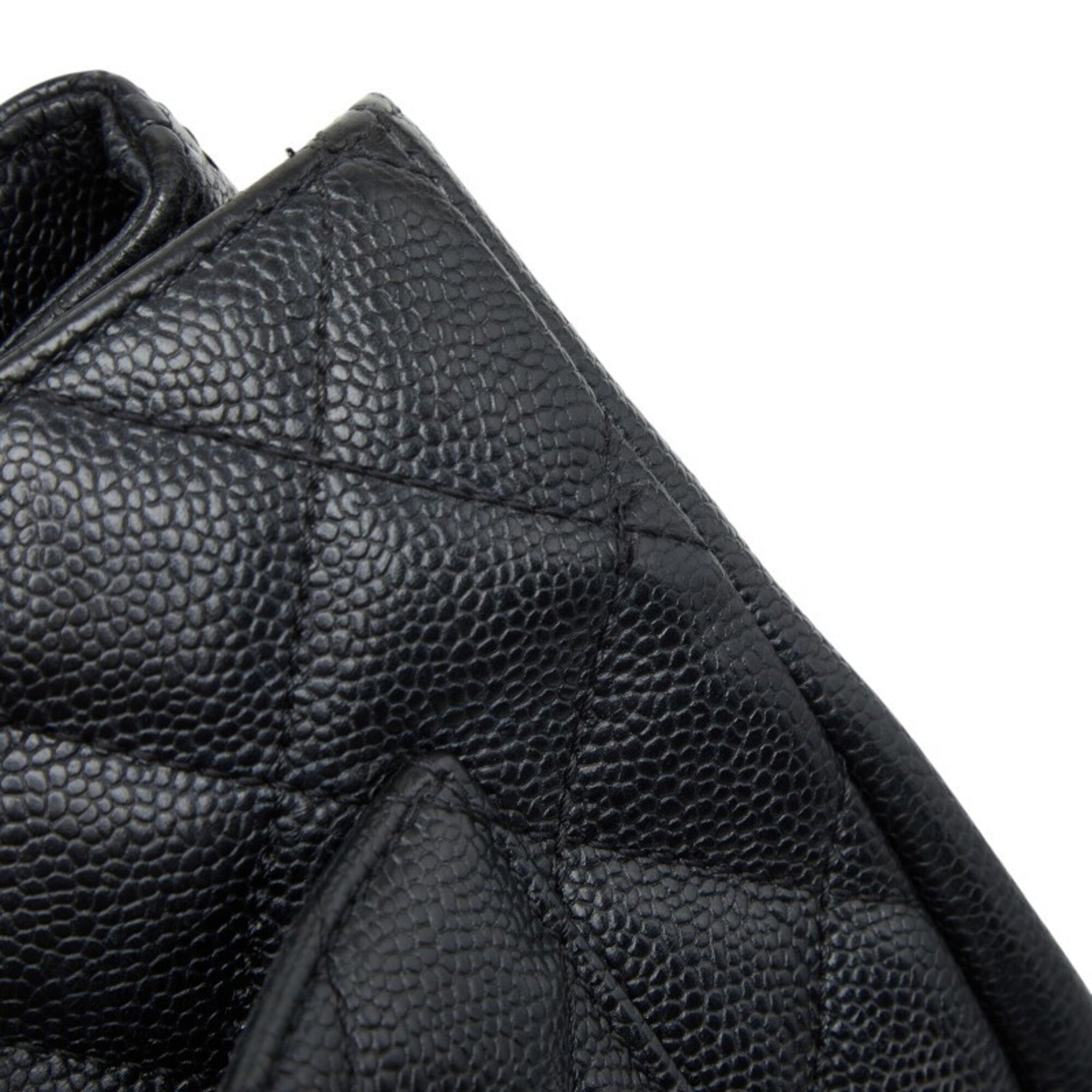 Chanel Black Grained Calfskin Shoulder Bag (Pre-Owned)
