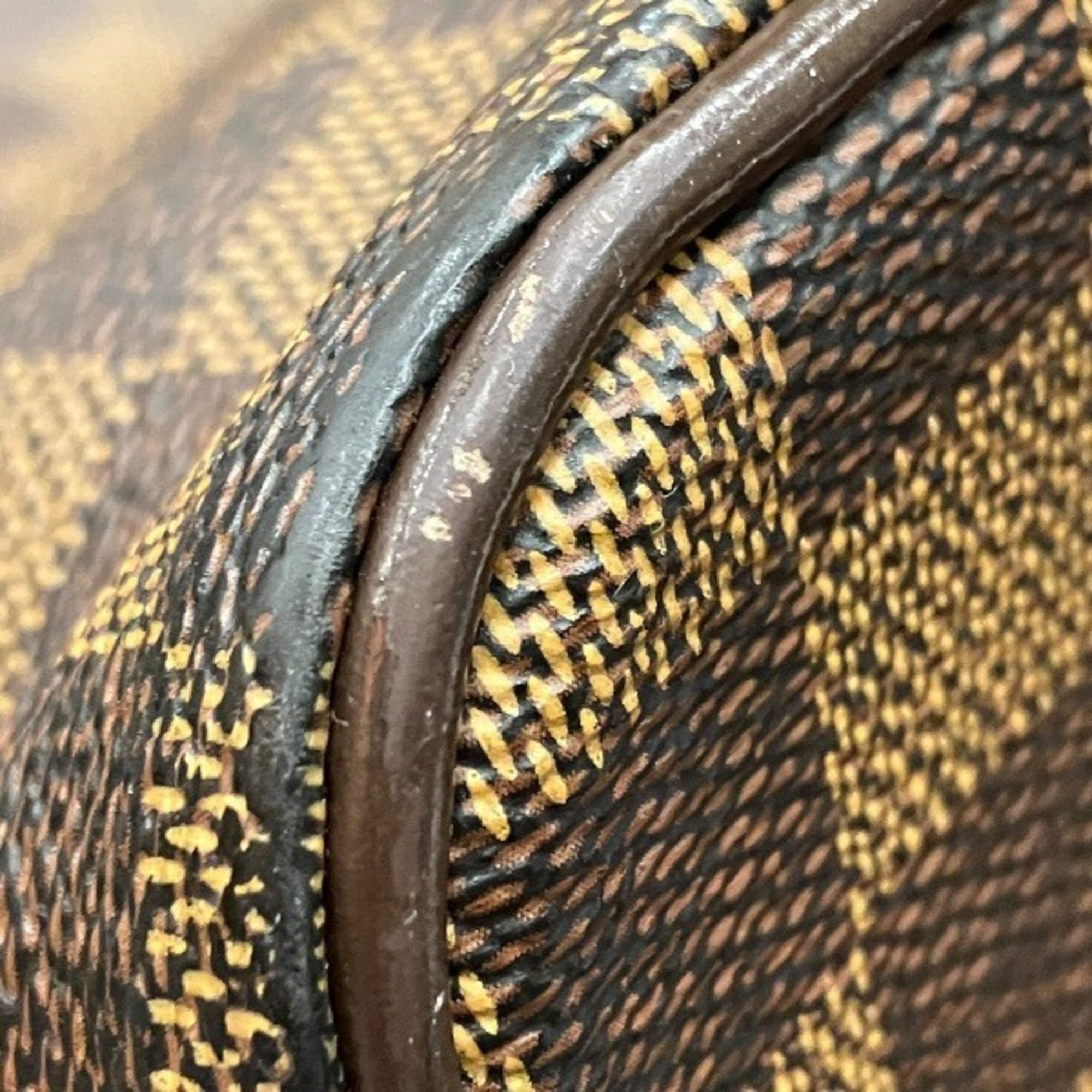Louis Vuitton Brown Handbag Tote Bag (Pre-Owned)