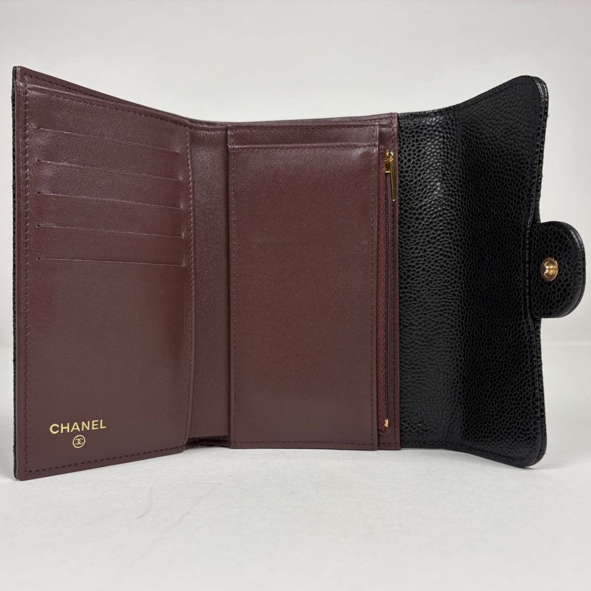 Chanel Black Grained Calfskin Wallet (Tri-Fold) (Pre-Owned)