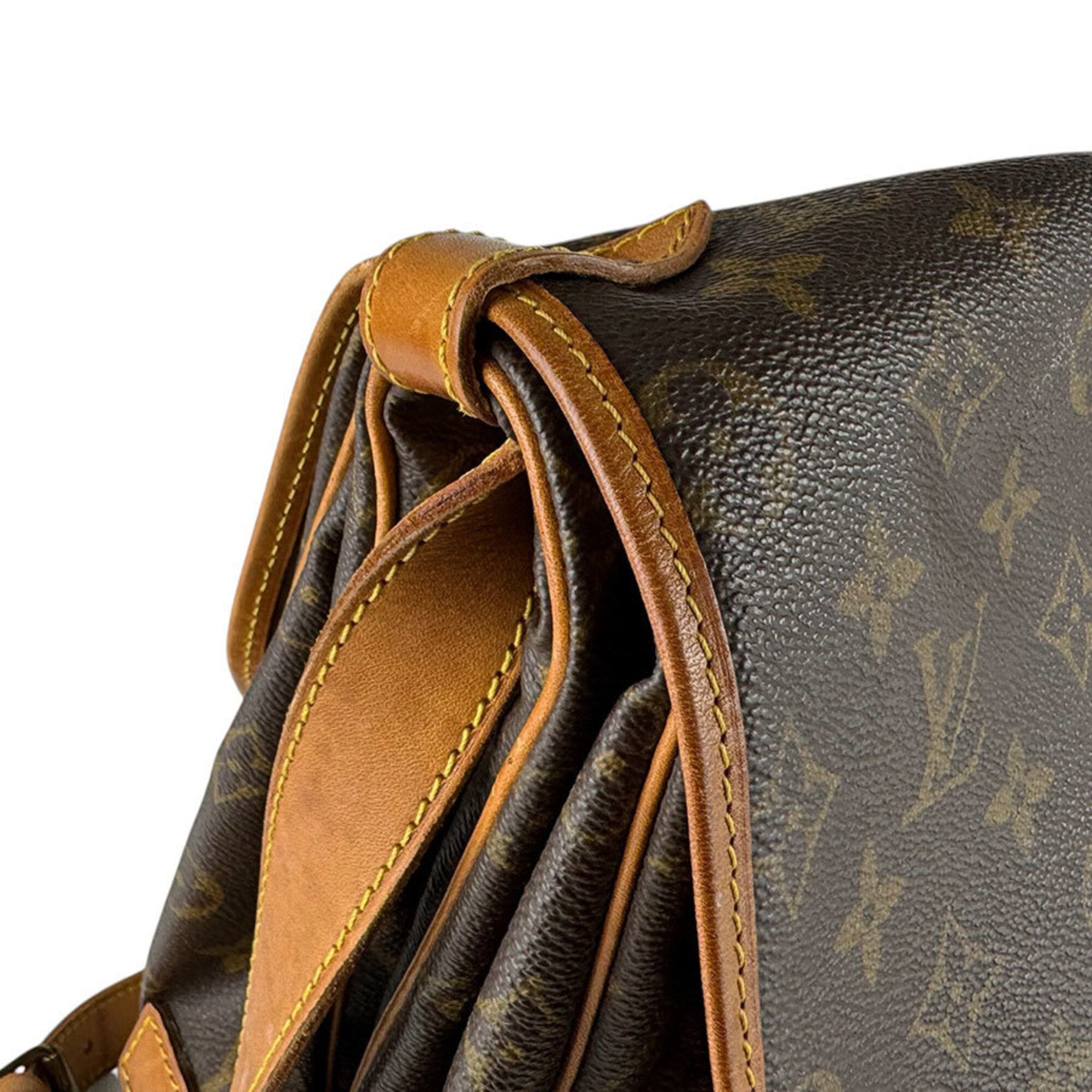 Louis Vuitton Brown Monogram Monogram Shoulder Bag (Pre-Owned)