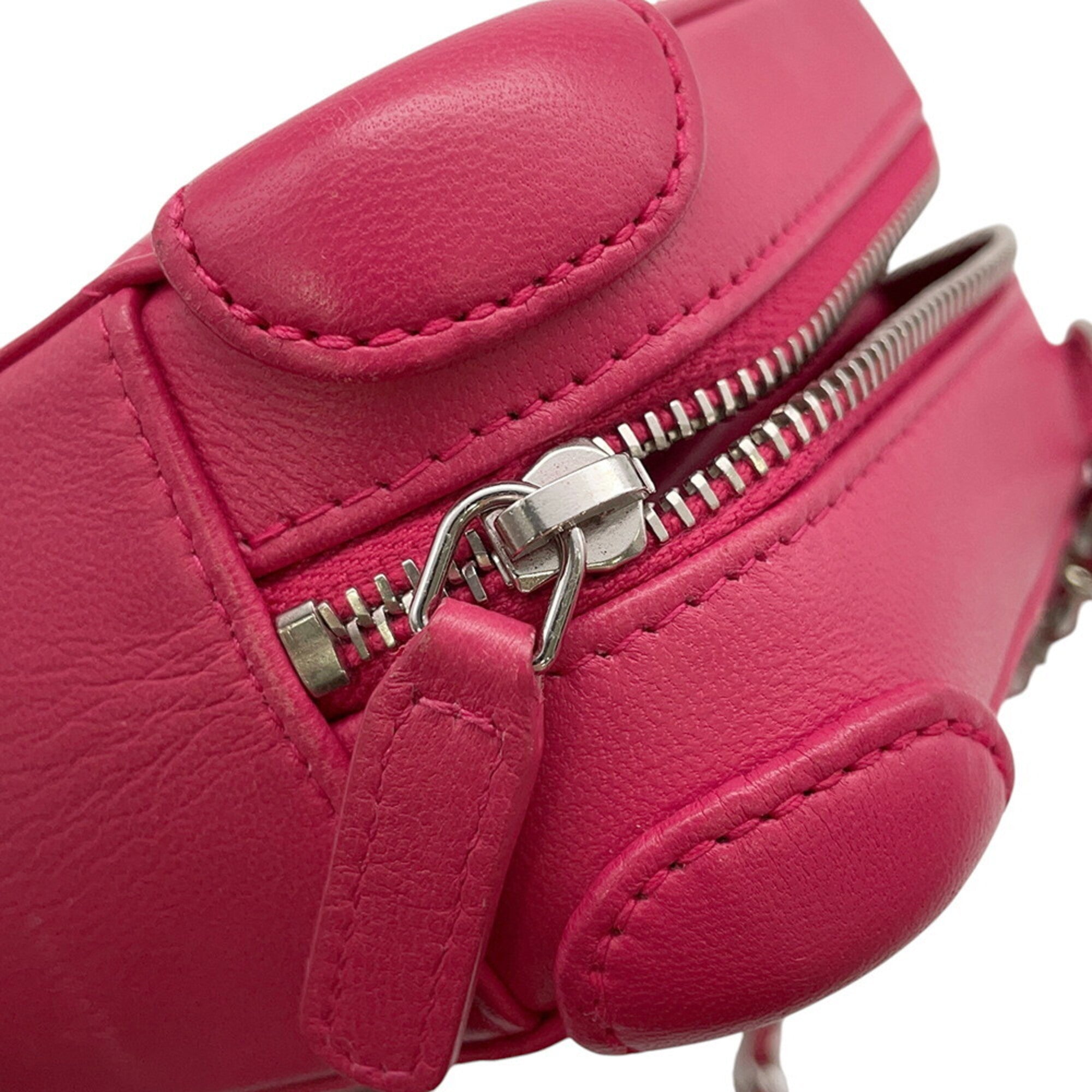 Chanel Pink Handbag Shoulder Bag (Pre-Owned)