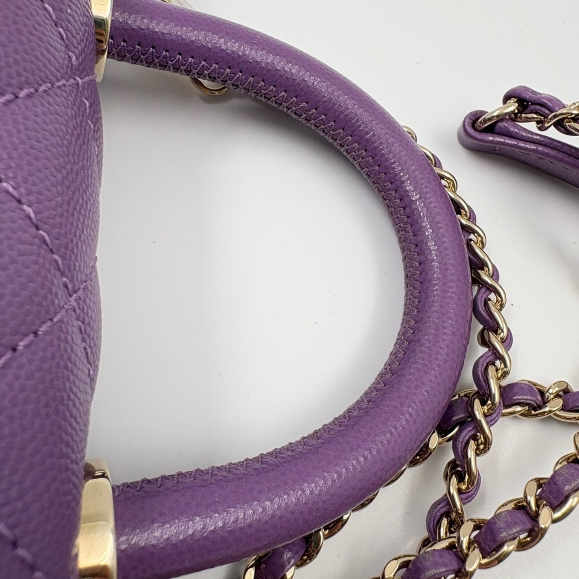 Chanel Matelasse Purple Handbag (Pre-Owned)