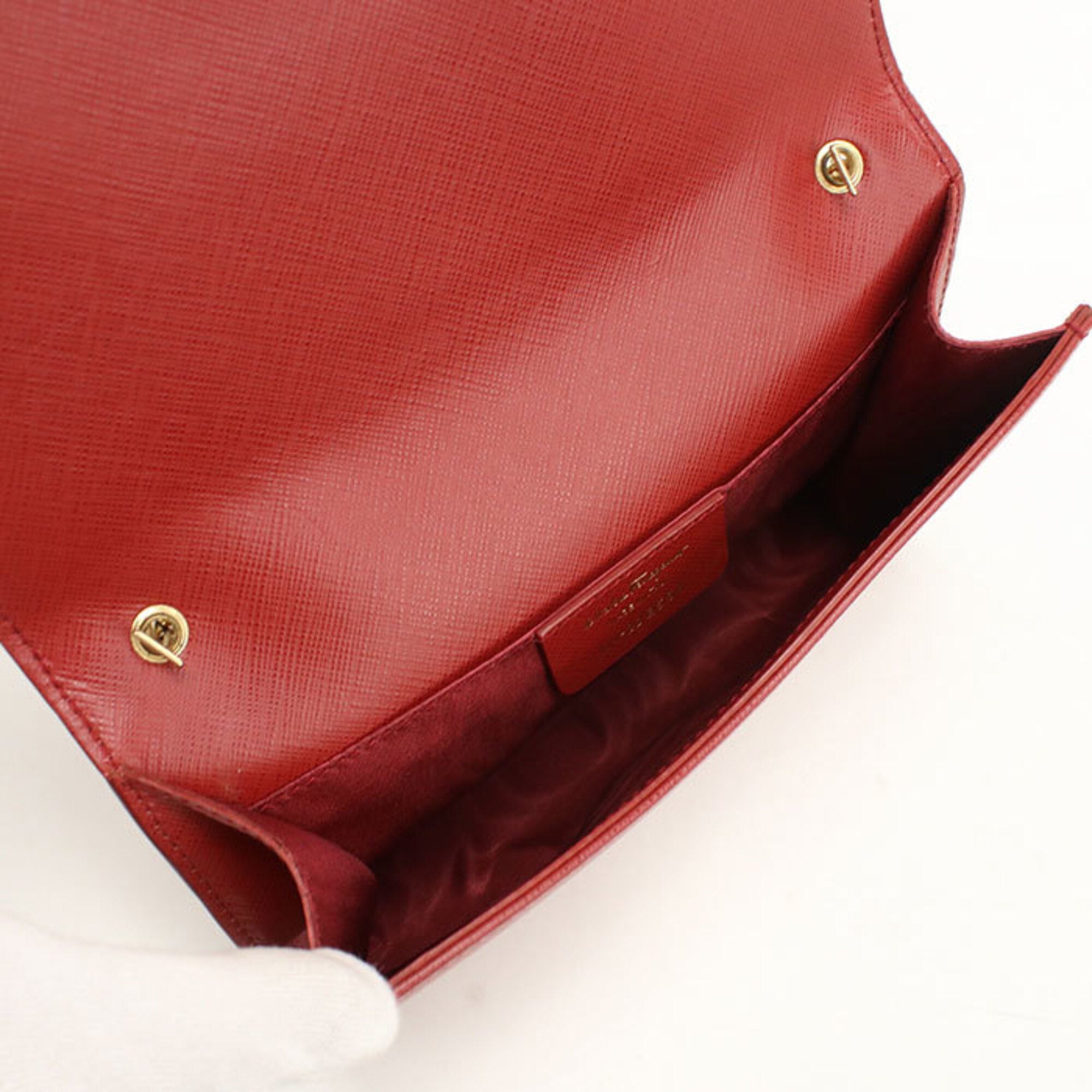 Salvatore Ferragamo Red Color Leather Shoulder Bag (Pre-Owned)