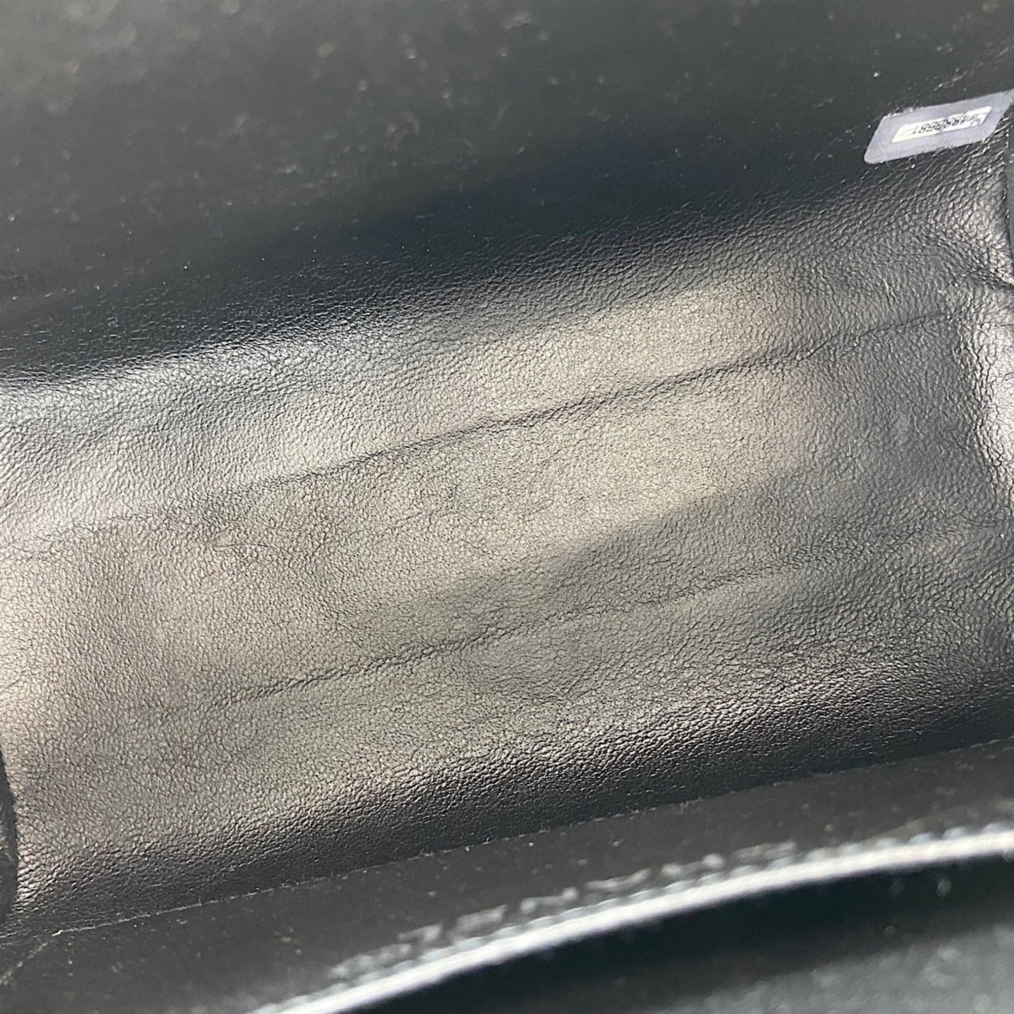 Chanel Matelasse Black Leather Handbag (Pre-Owned)