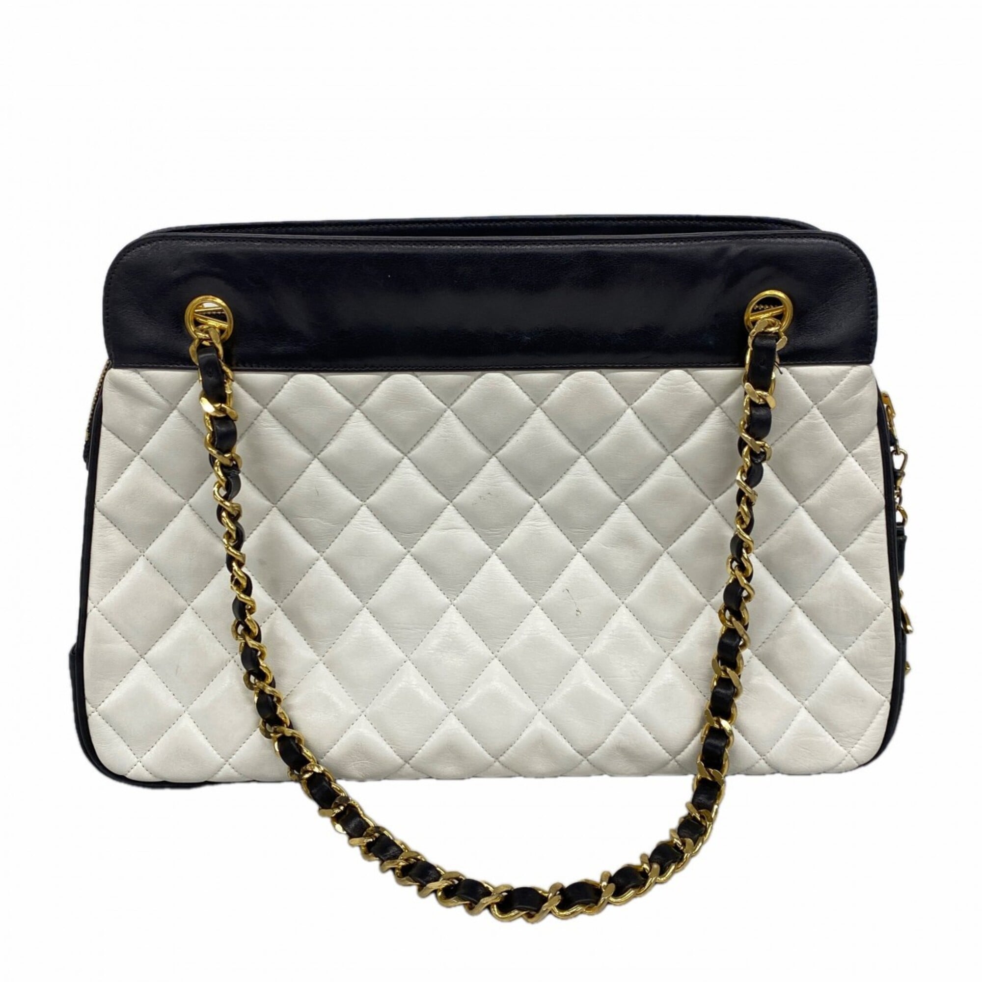Chanel Black White Leather Shoulder Bag (Pre-Owned)