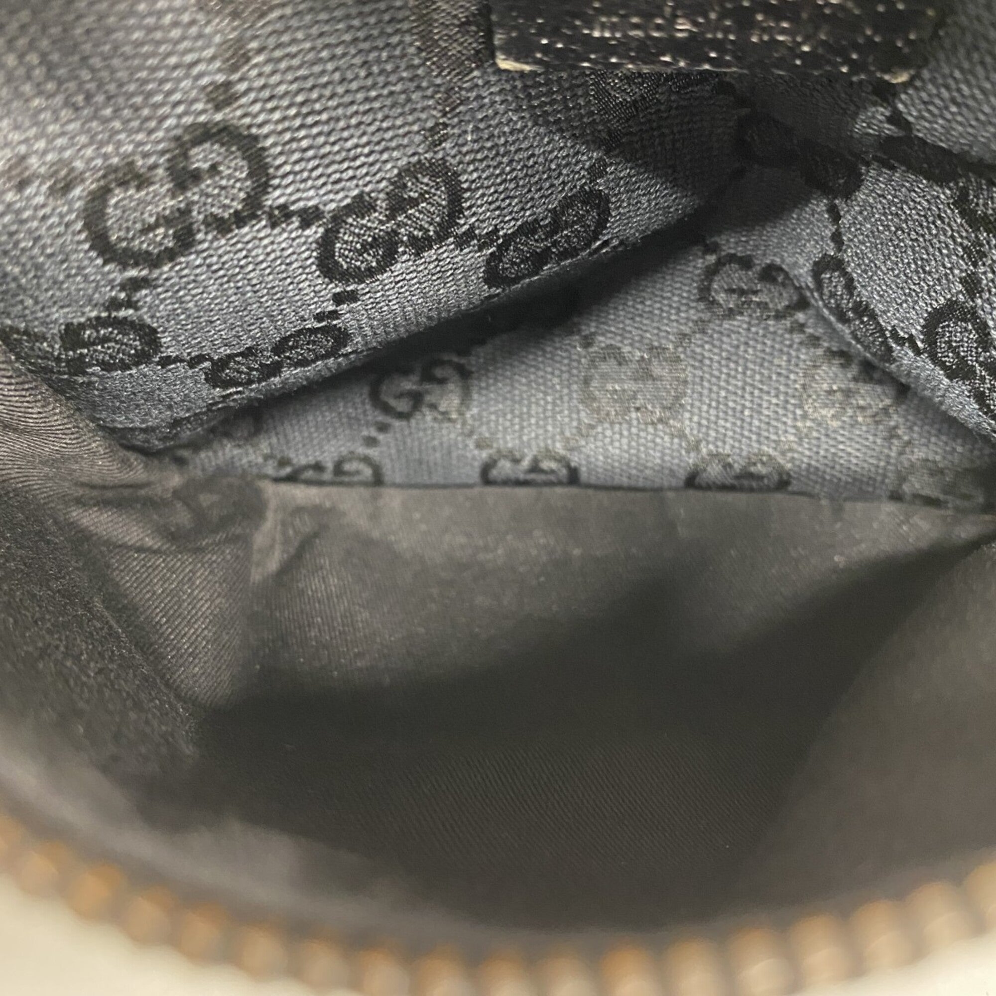 Gucci Black Canvas Fanny Pack (Pre-Owned)
