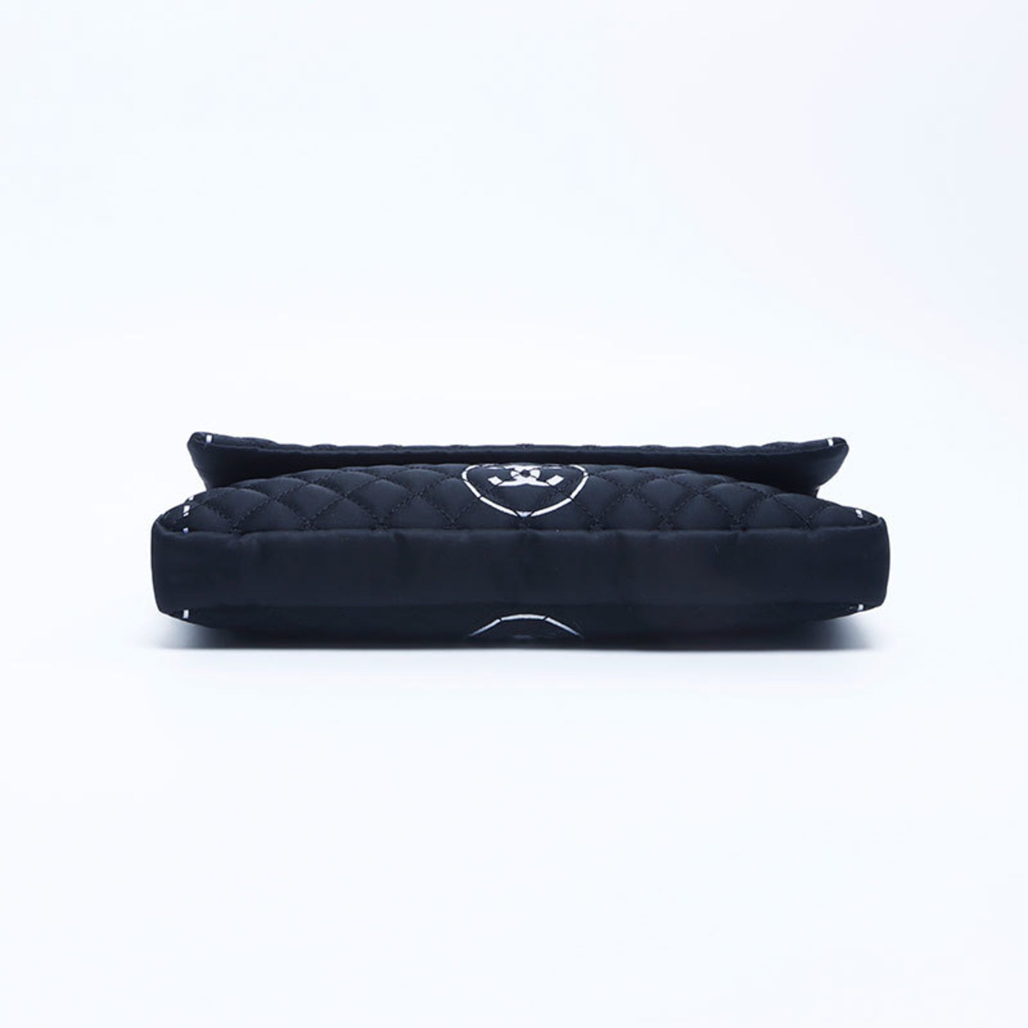 Chanel Black Shoulder Bag (Pre-Owned)