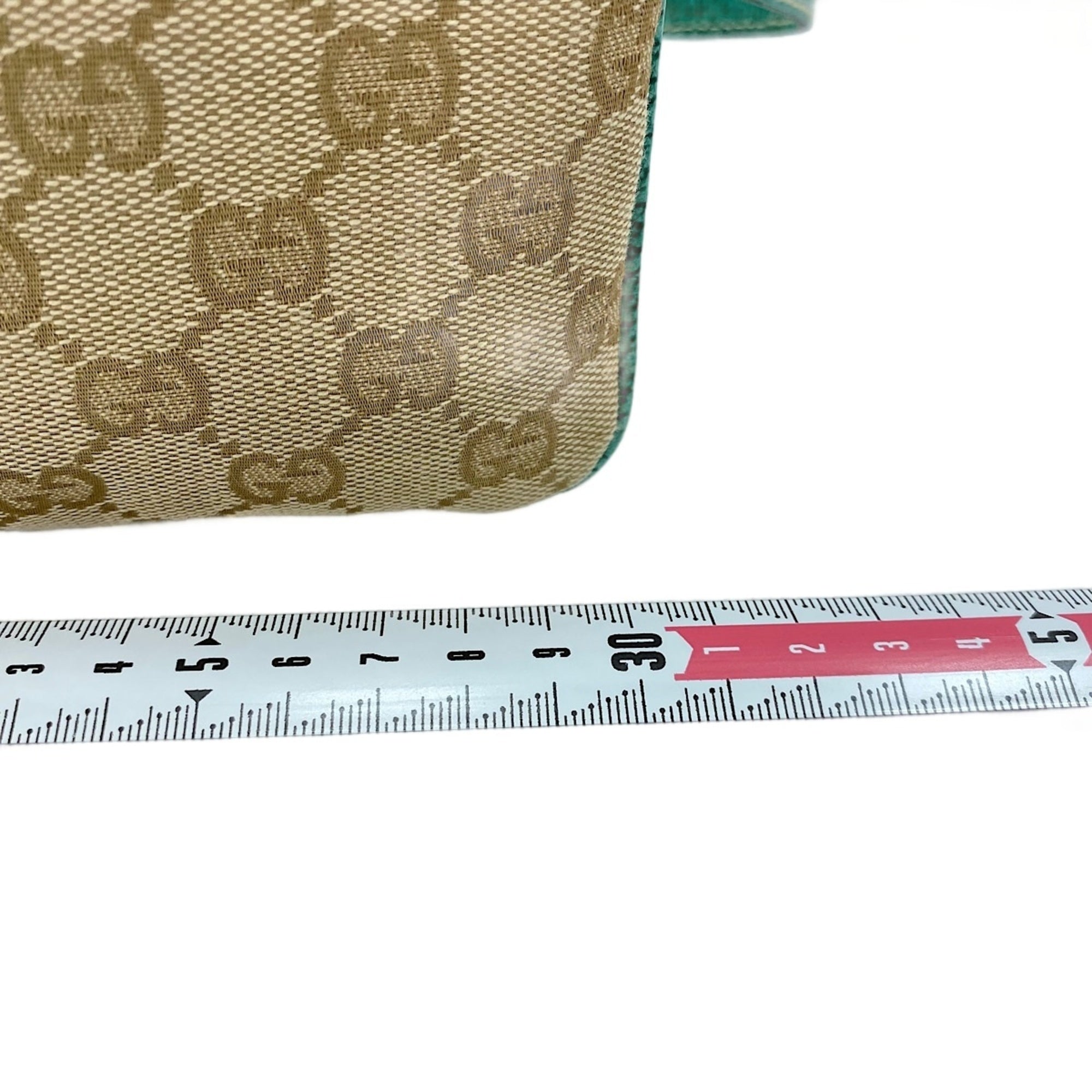 Gucci Beige Shoulder Bag (Pre-Owned)