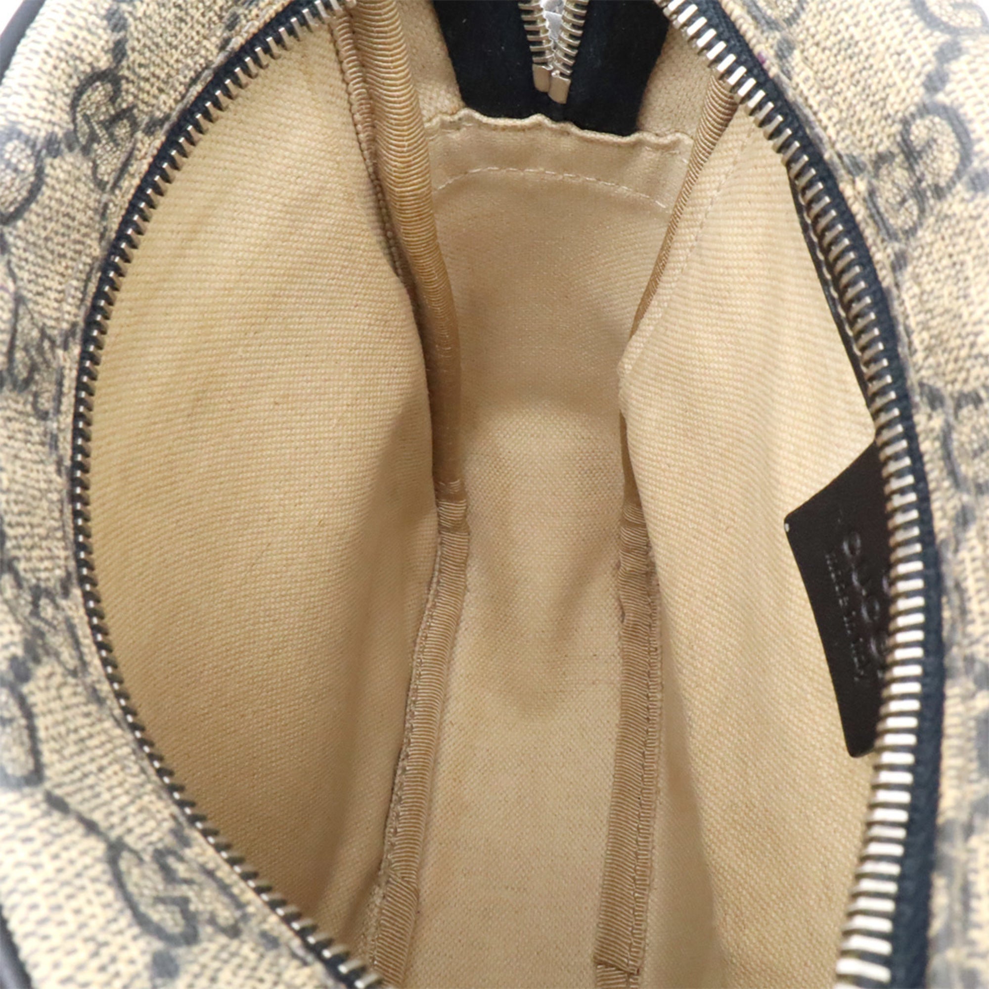 Gucci Beige Navy Gg Plus Pochette Shoulder Bag (Pre-Owned)