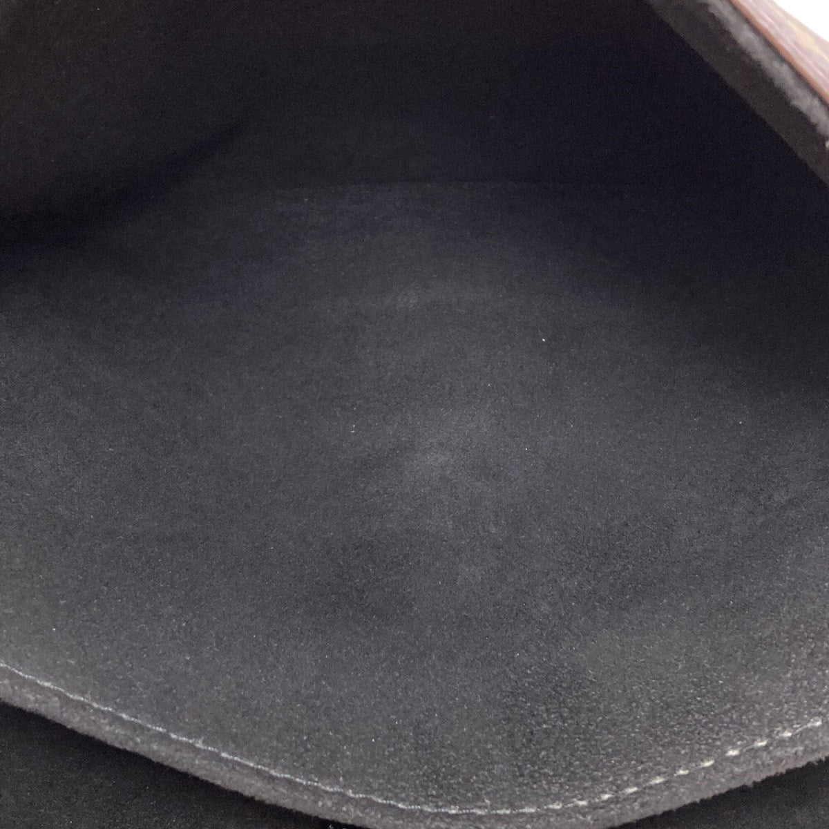 Louis Vuitton Monogram Monogram Reverse Monogram Monogram Reverse Handbag Pochette (Pre-Owned)