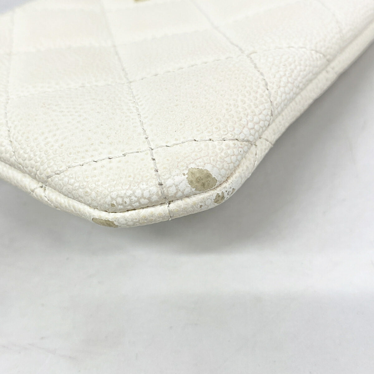 Chanel White Grained Calfskin Coin Purse/Coin Case (Pre-Owned)