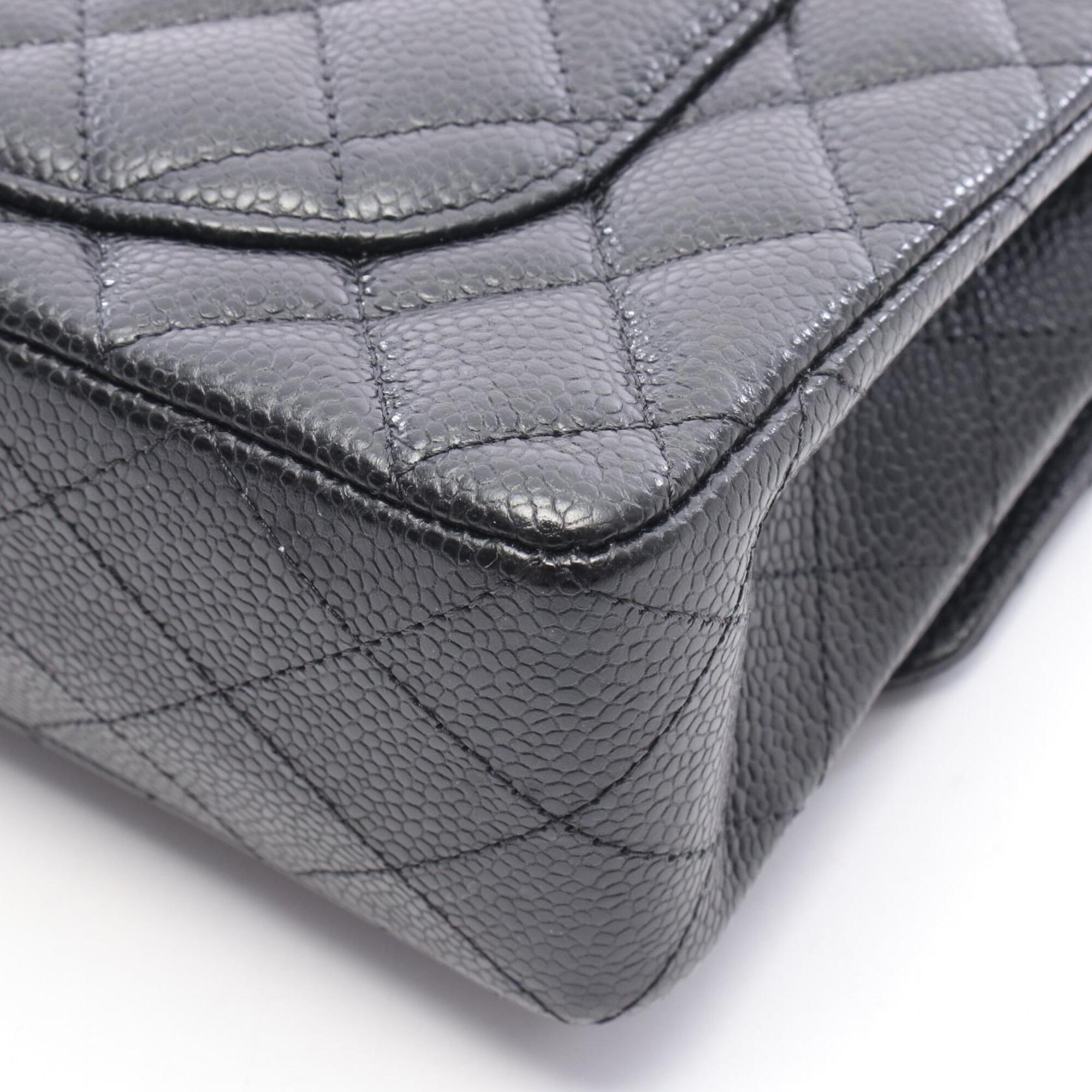 Chanel Black Grained Calfskin Handbag Shoulder Bag (Pre-Owned)