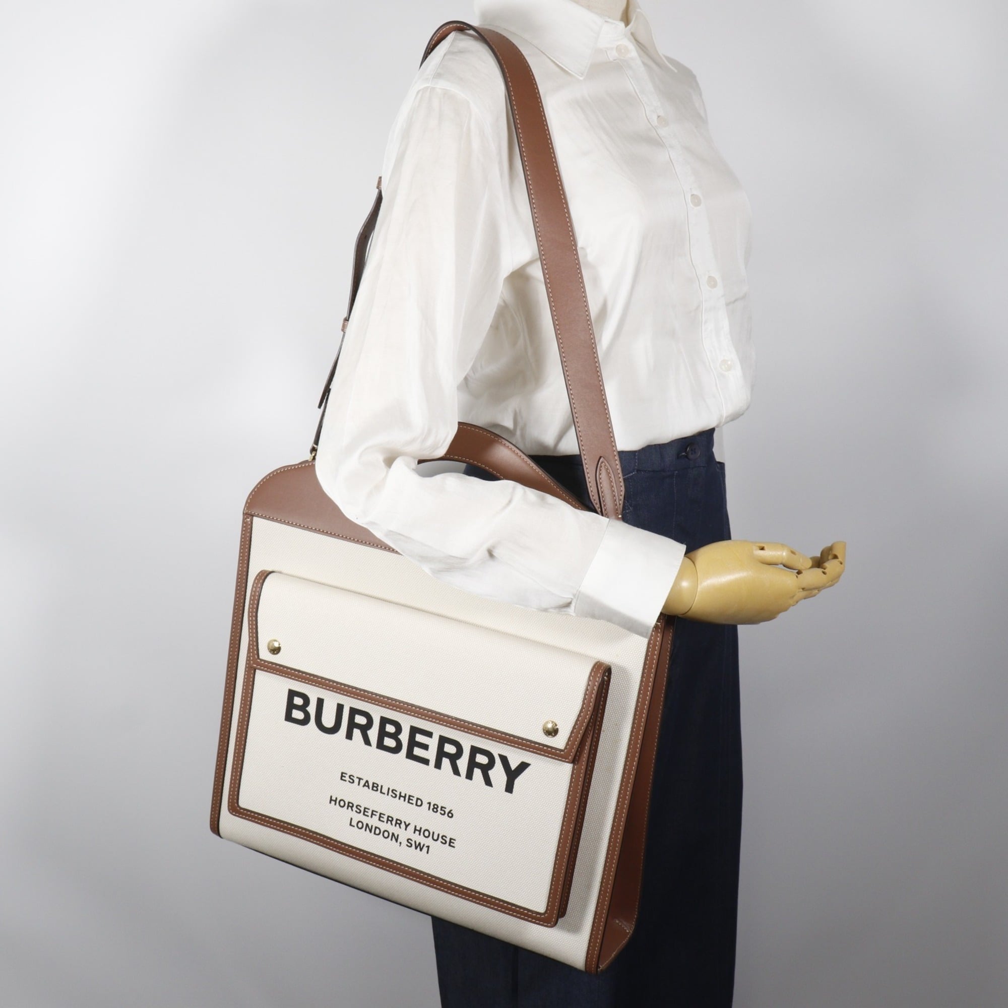 Burberry Brown Canvas Leather Handbag (Pre-Owned)