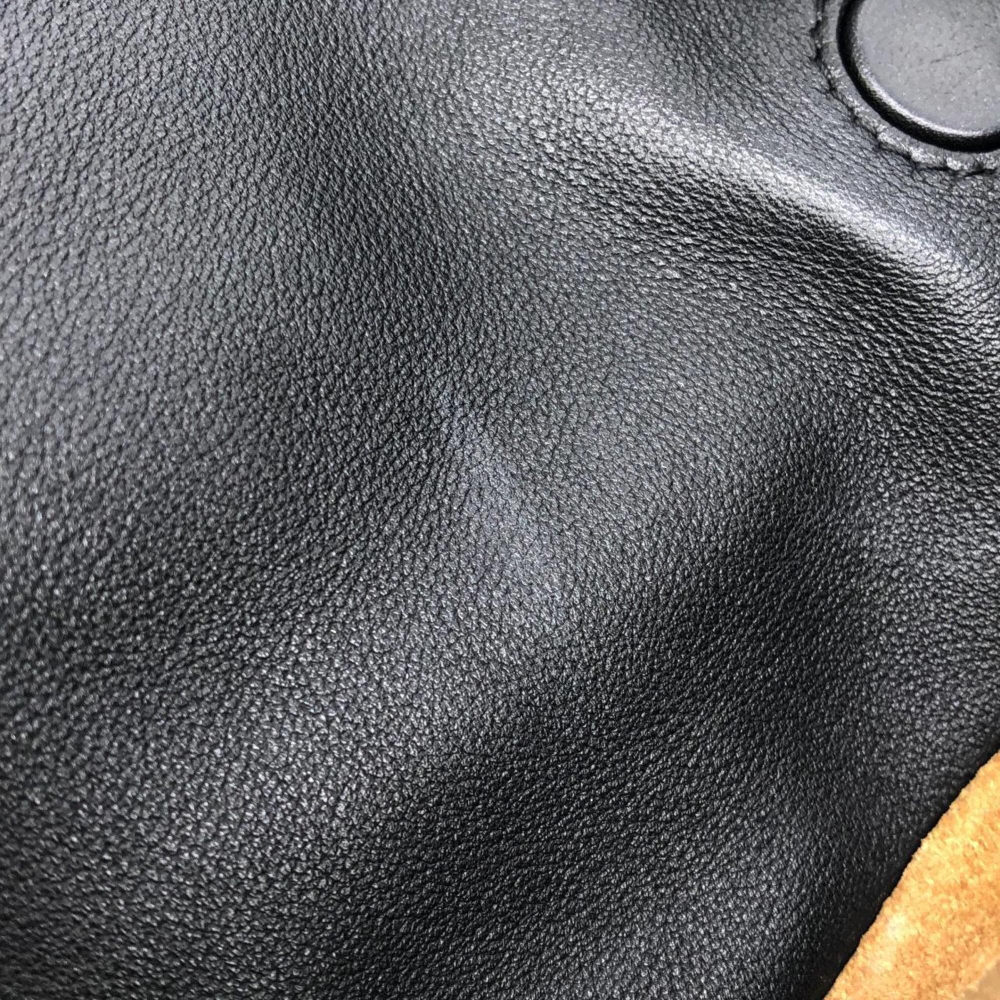 Loewe Black Leather Handbag (Pre-Owned)