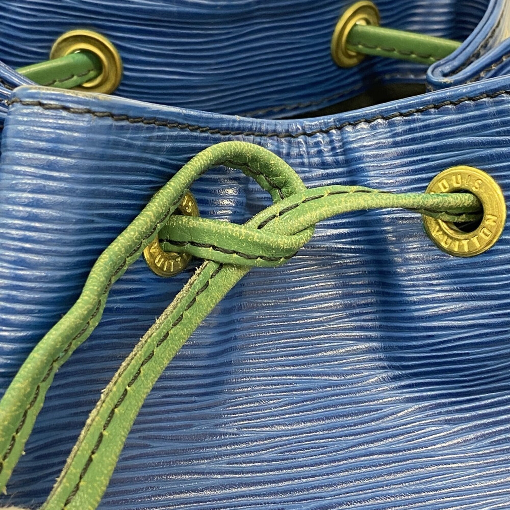 Louis Vuitton Borneo Green Toledo Blue Shoulder Bag (Pre-Owned)