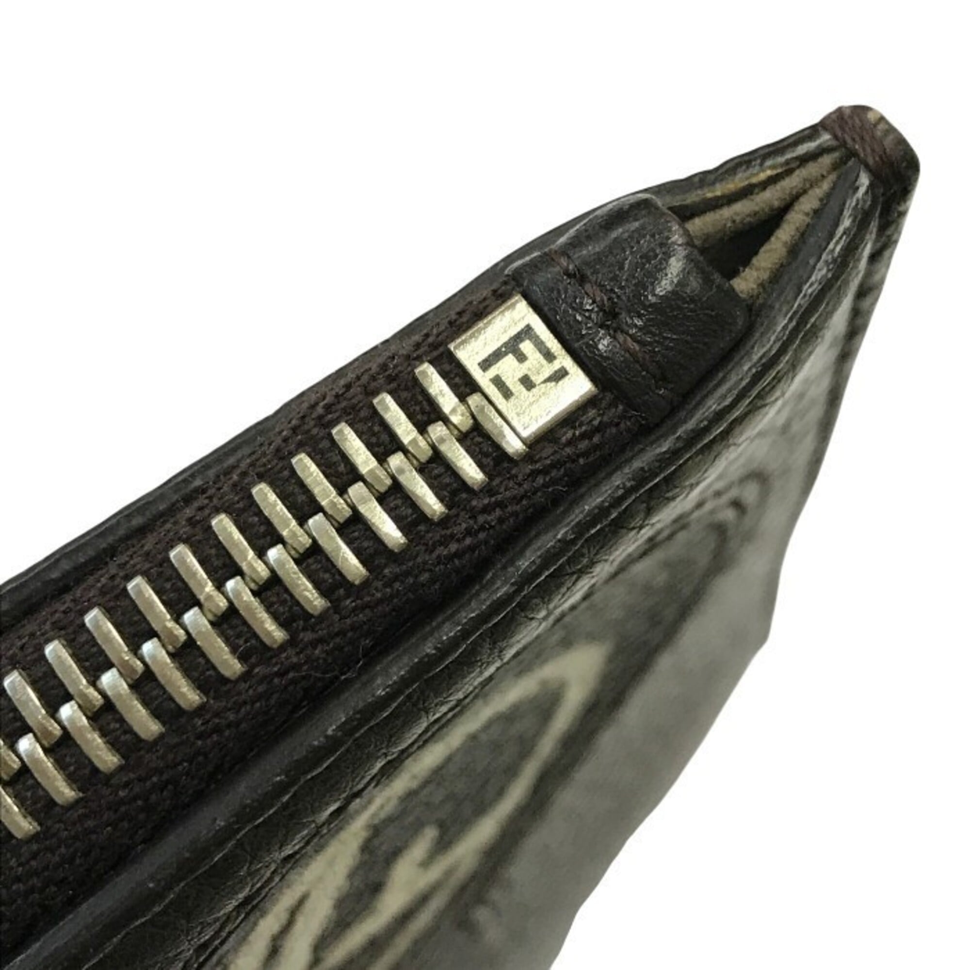 Fendi Black Leather Clutch Bag (Pre-Owned)