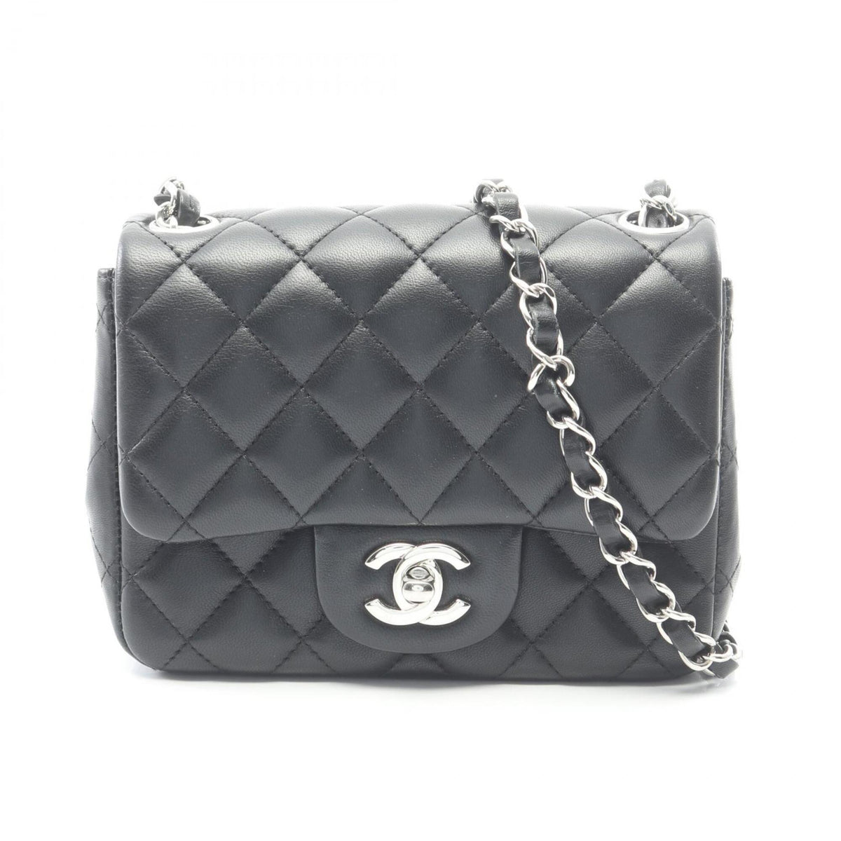 Chanel Black Leather Handbag Shoulder Bag (Pre-Owned)