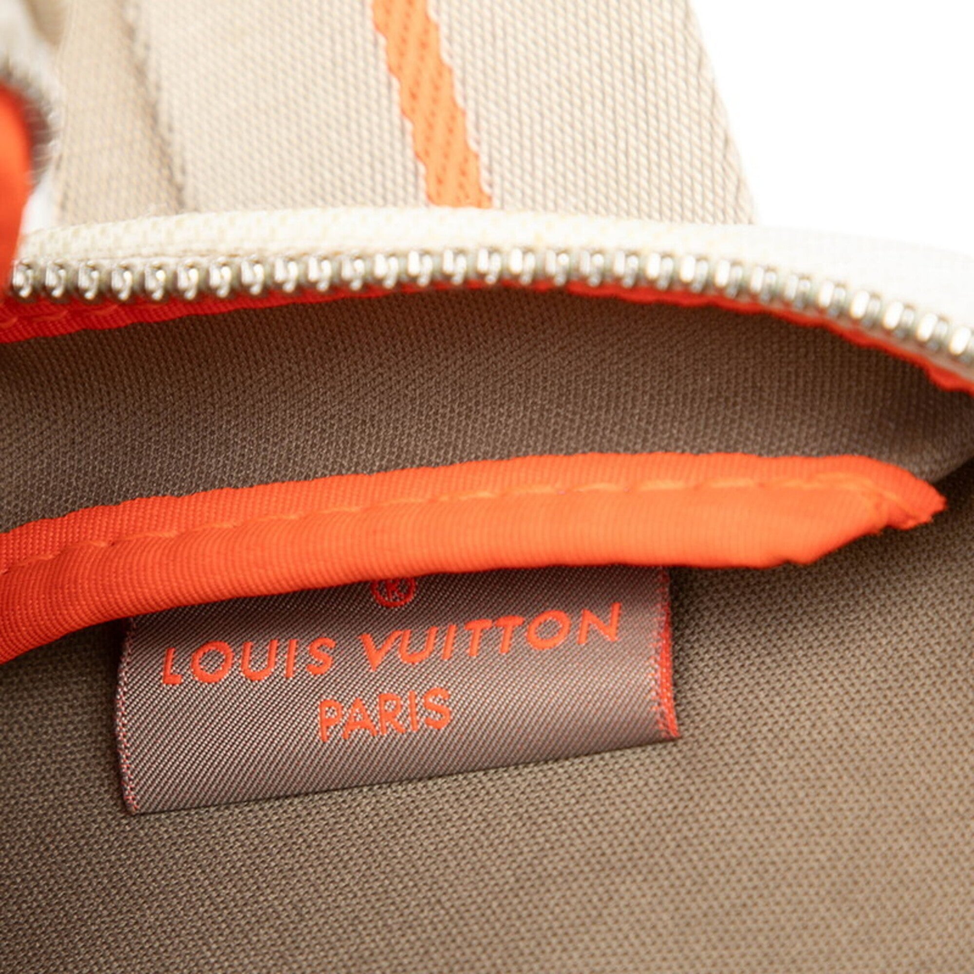 Louis Vuitton White Canvas Leather Shoulder Bag (Pre-Owned)