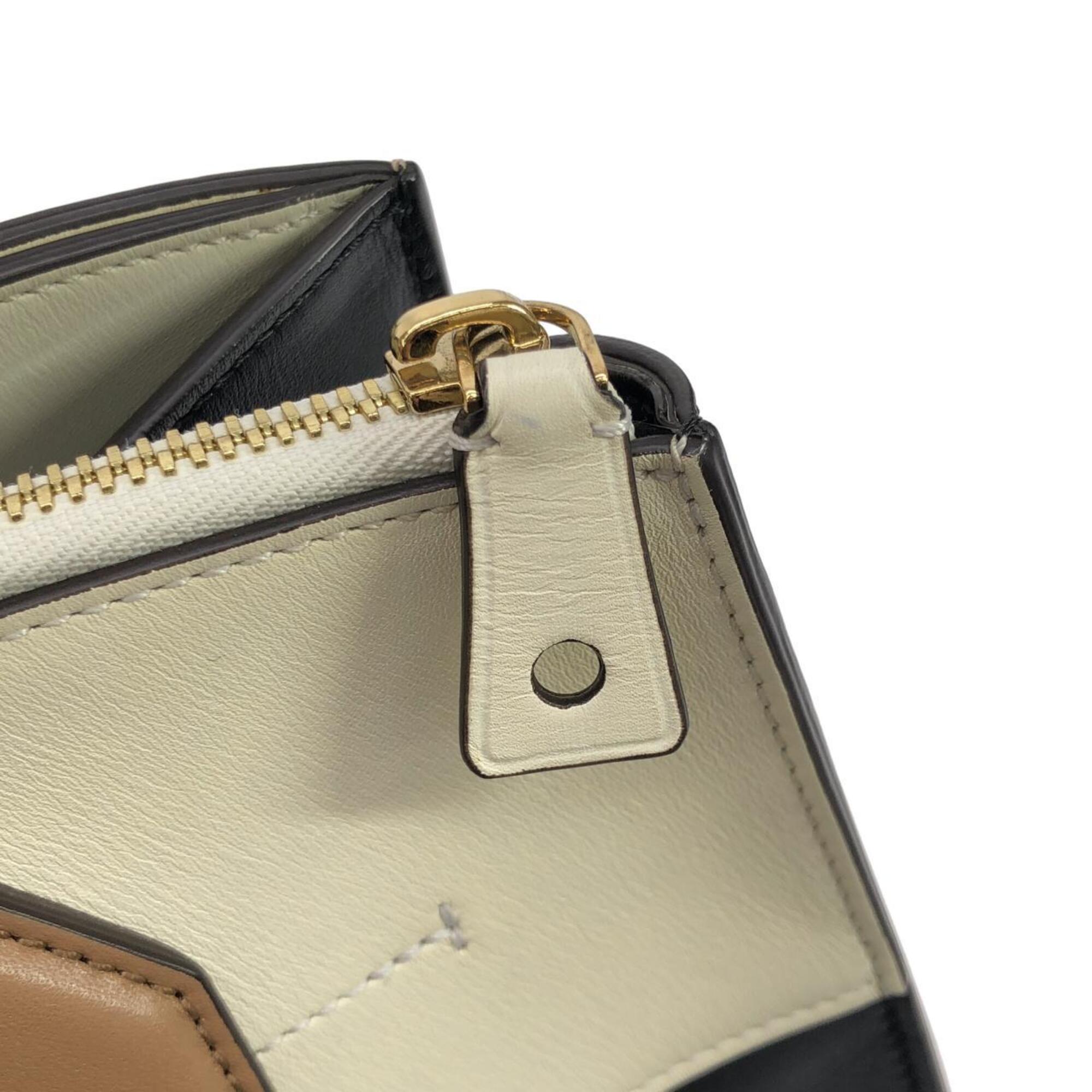 Louis Vuitton Black Leather Handbag (Pre-Owned)