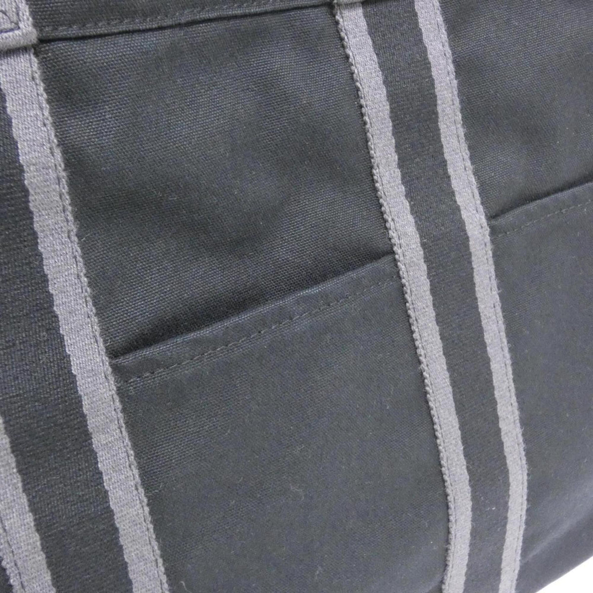 Hermes Black Canvas Handbag (Pre-Owned)