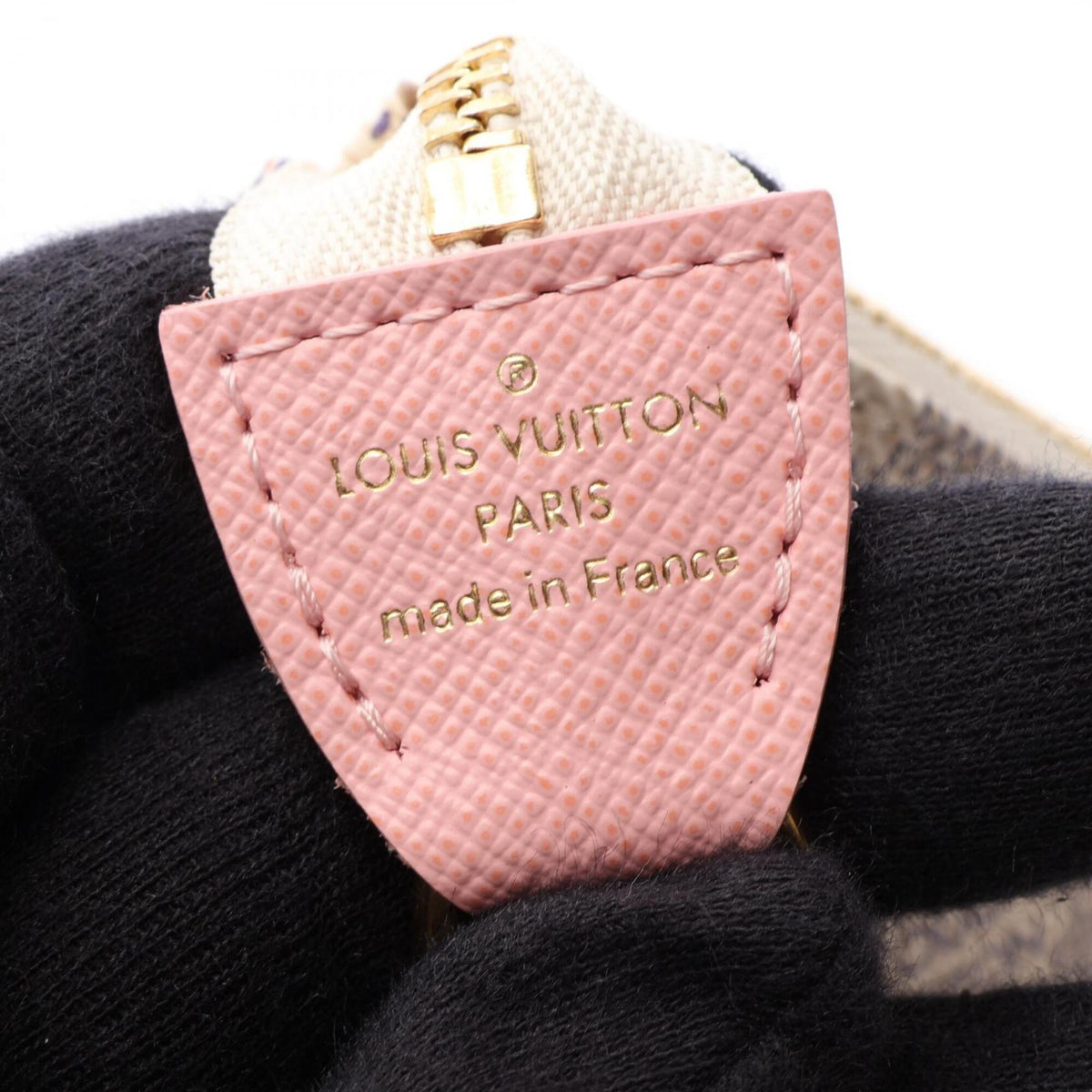 Louis Vuitton Multi-Color Pink White Coated Canvas Leather Handbag Pochette (Pre-Owned)