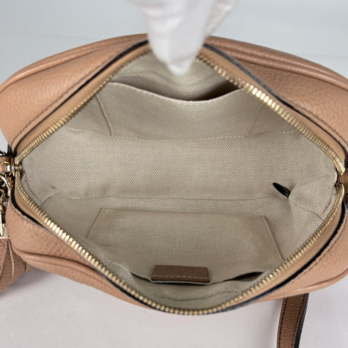 Gucci Soho Beige Leather Shoulder Bag (Pre-Owned)