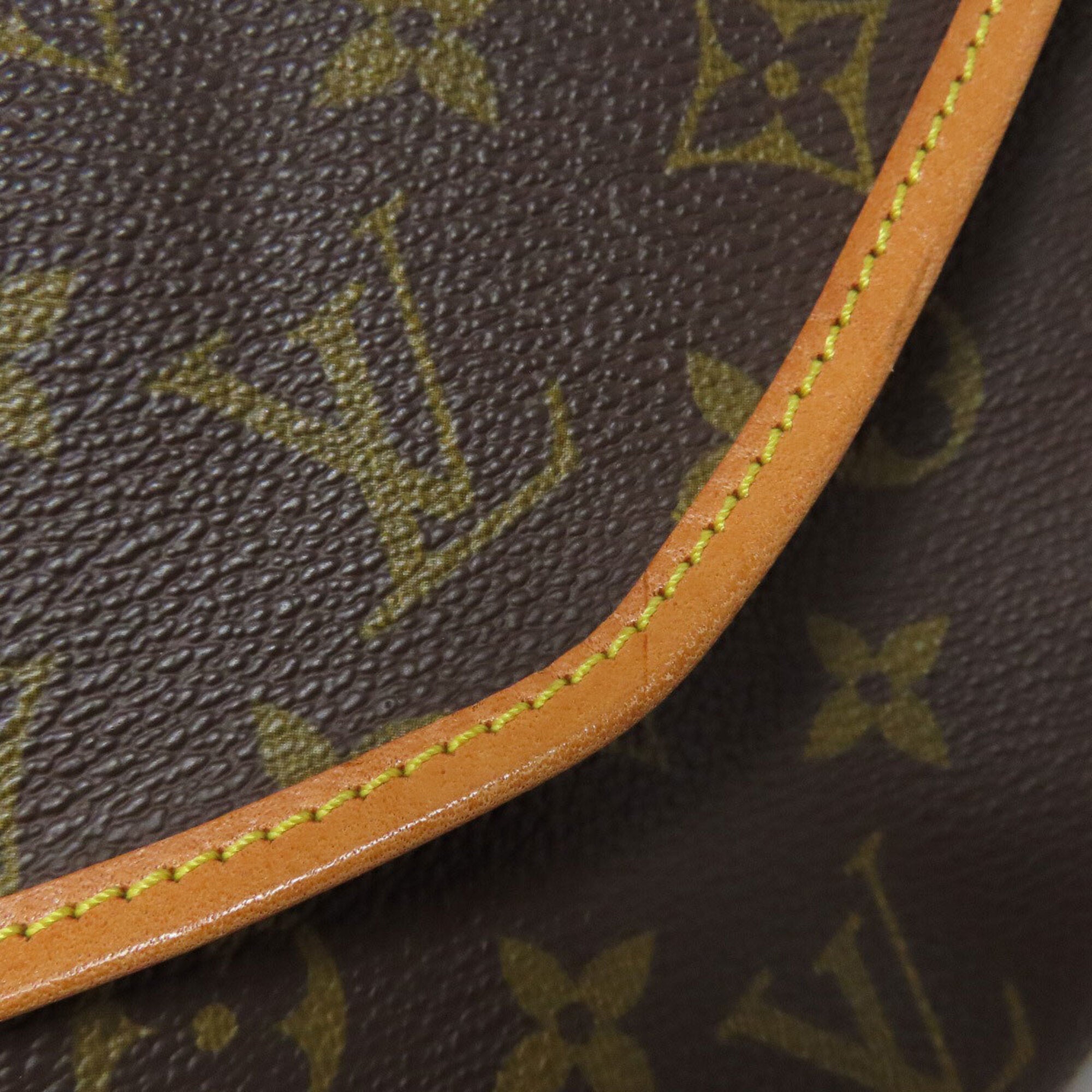 Louis Vuitton Monogram Monogram Shoulder Bag (Pre-Owned)