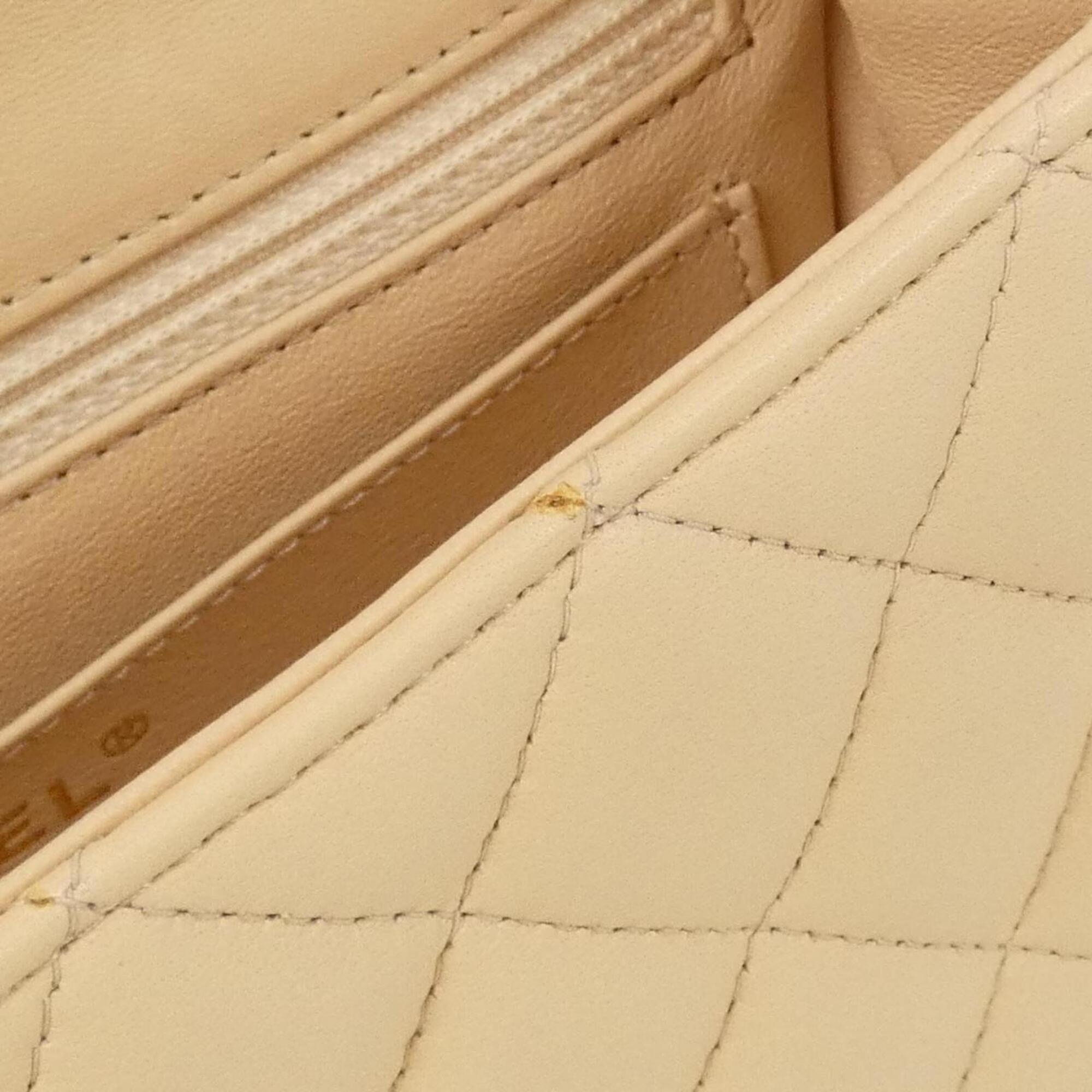 Chanel Beige Leather Shoulder Bag (Pre-Owned)
