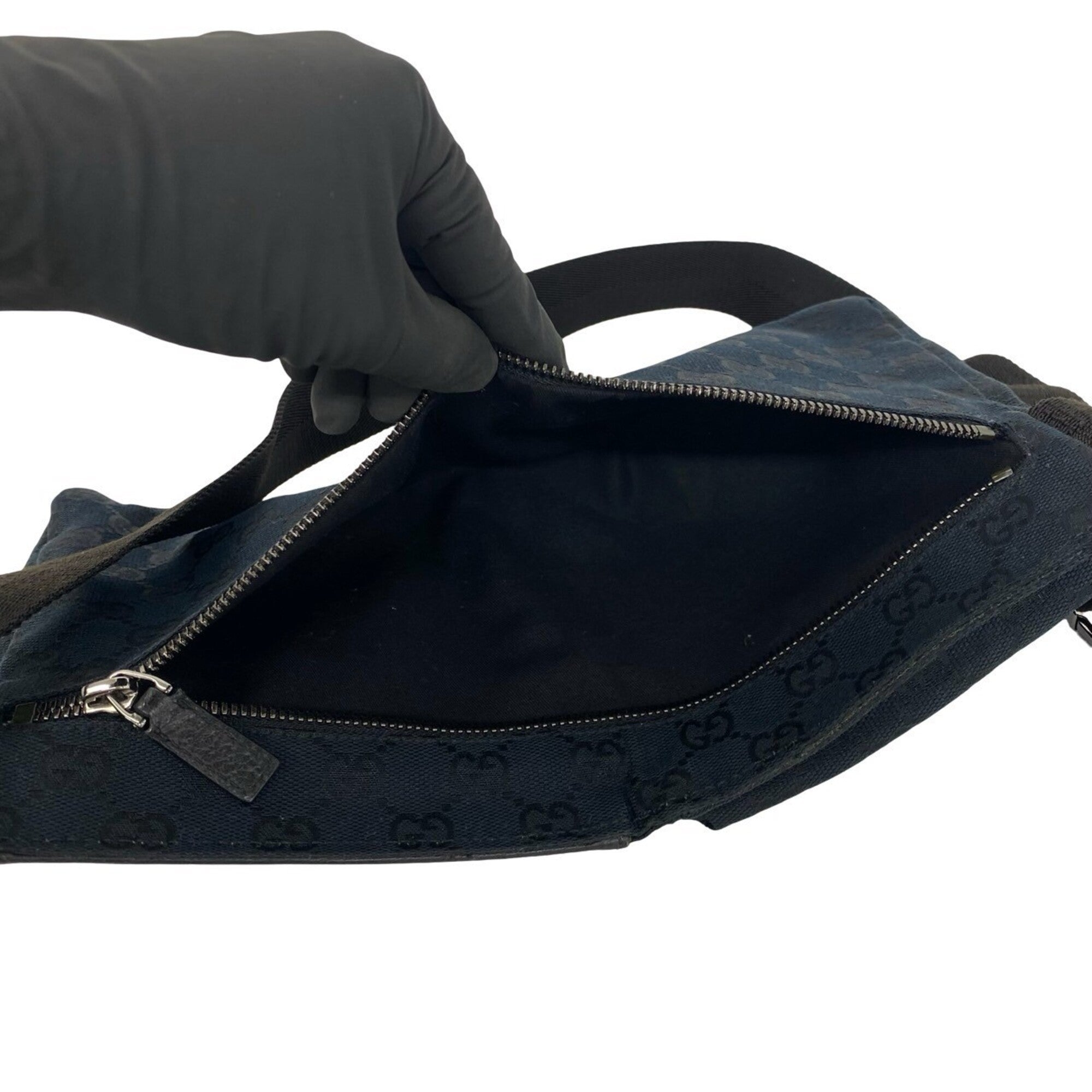 Gucci Black Canvas Leather Pouch Shoulder Bag Sling Bag (Pre-Owned)