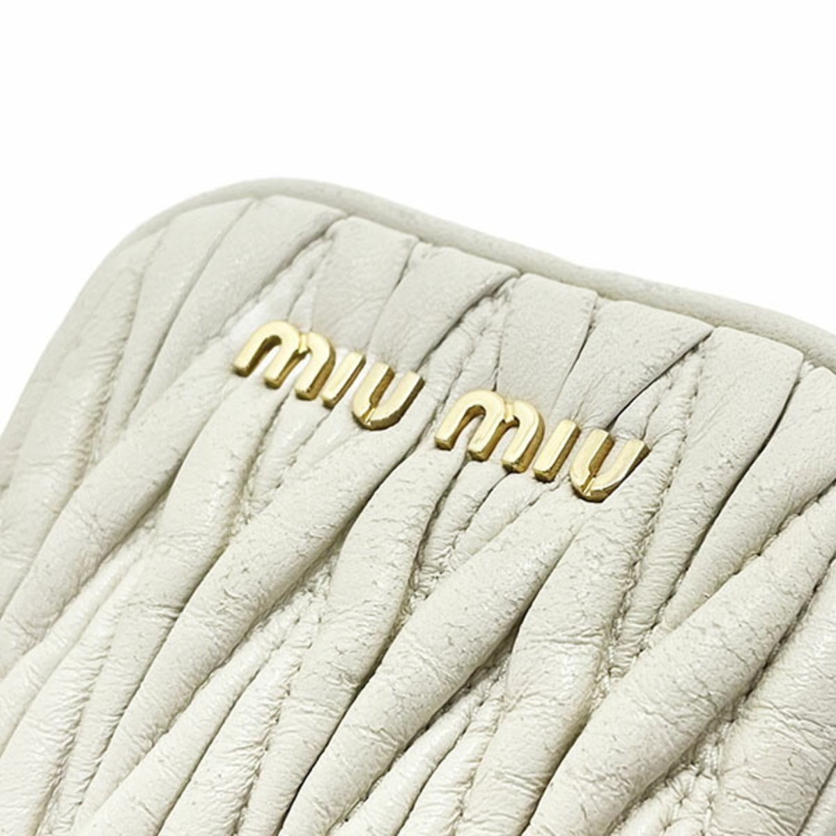 Miu Miu Ivory Leather Phone Wallet (Pre-Owned)