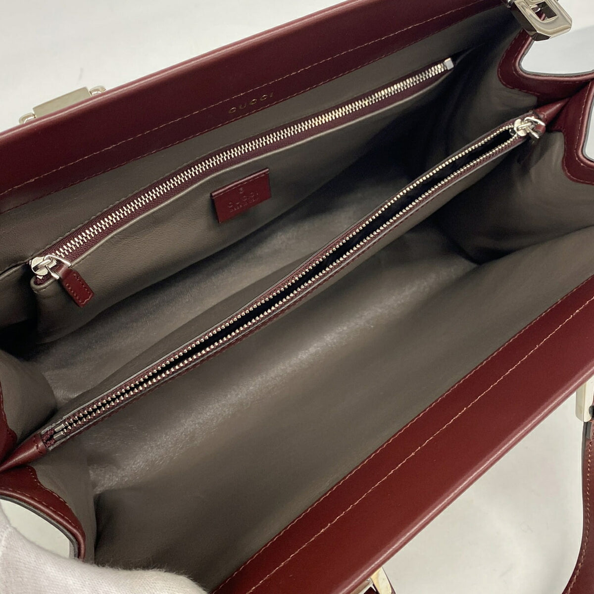 Gucci Bordeaux Leather Handbag (Pre-Owned)