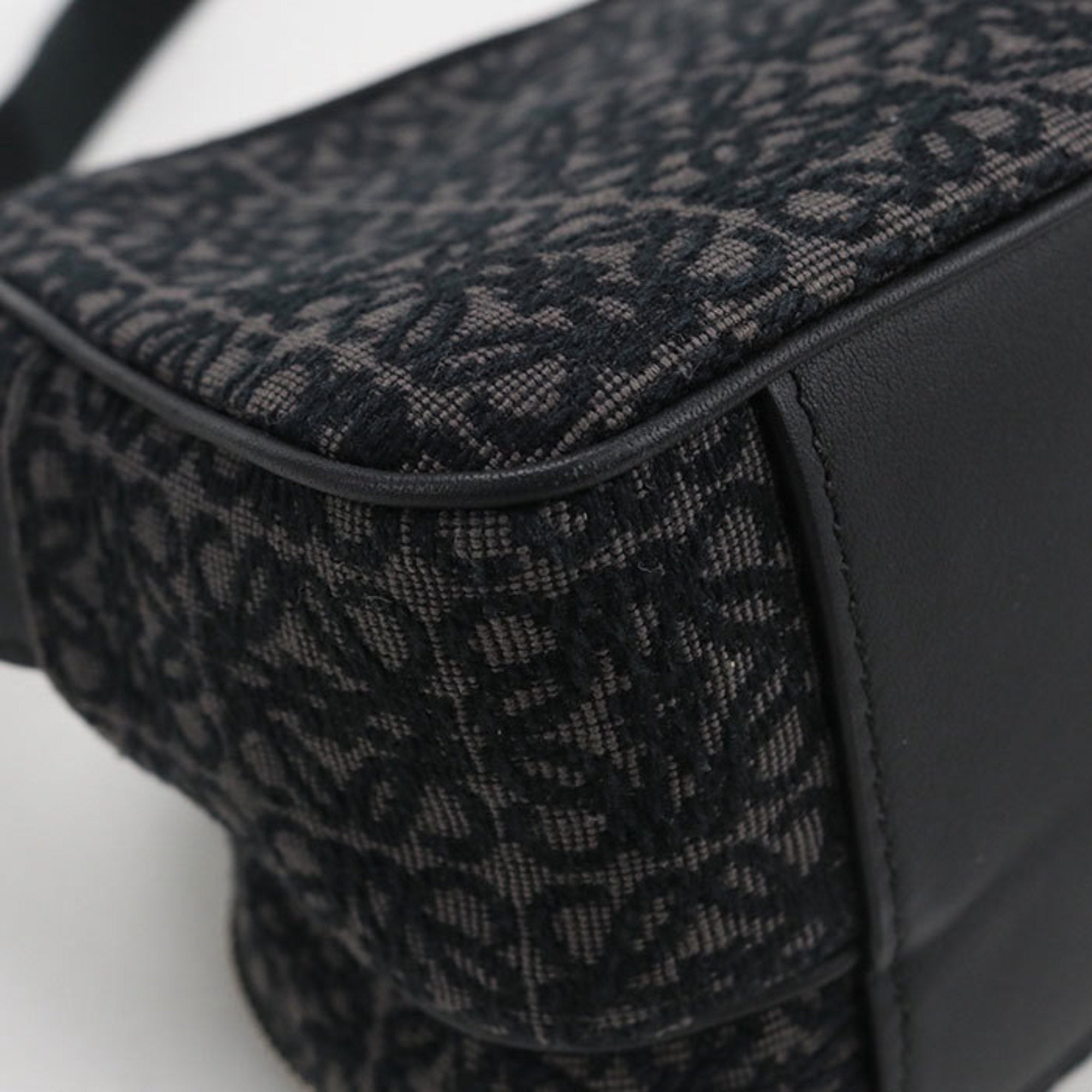 Loewe Black Jacquard Shoulder Bag (Pre-Owned)