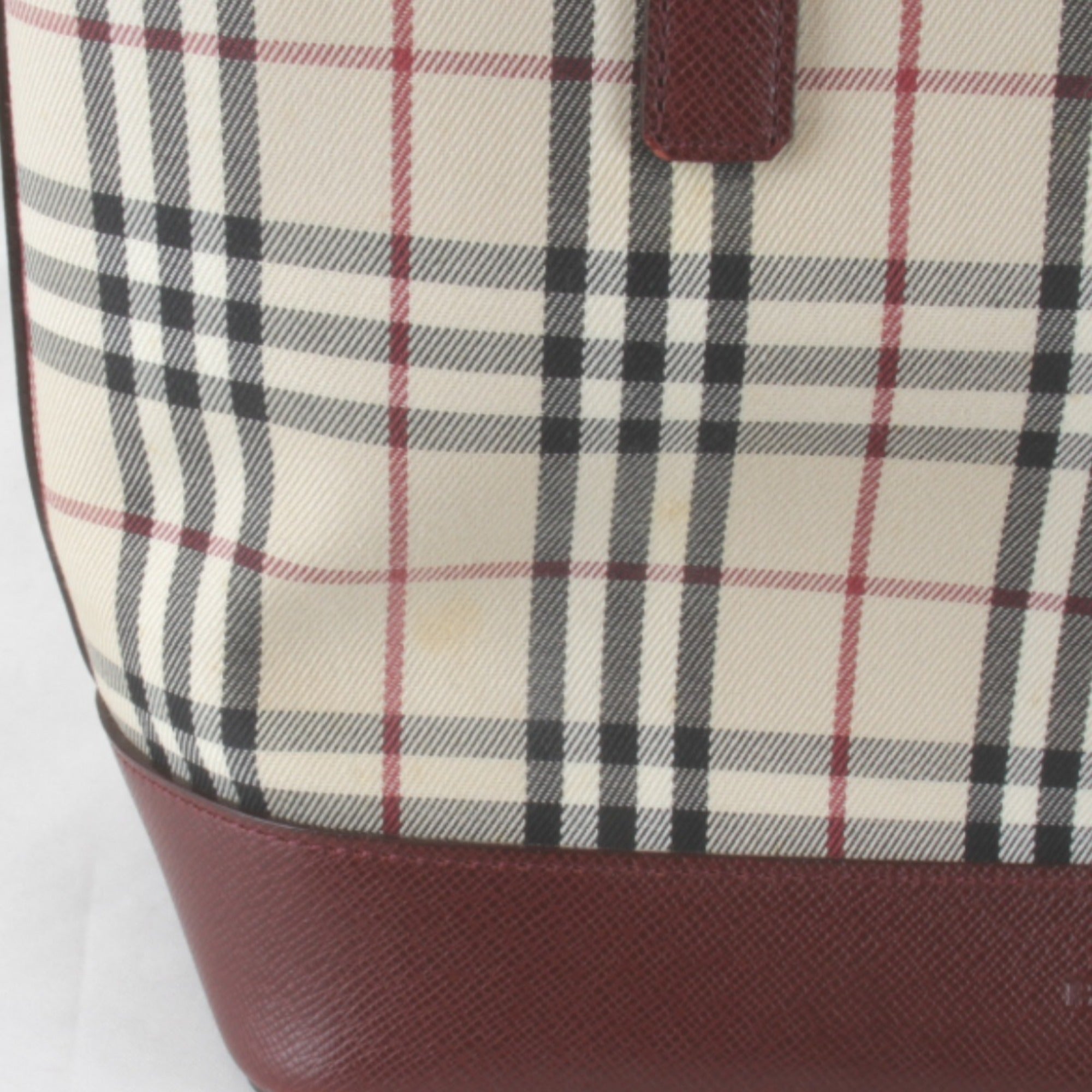 Burberry Red Color Canvas Leather Handbag (Pre-Owned)