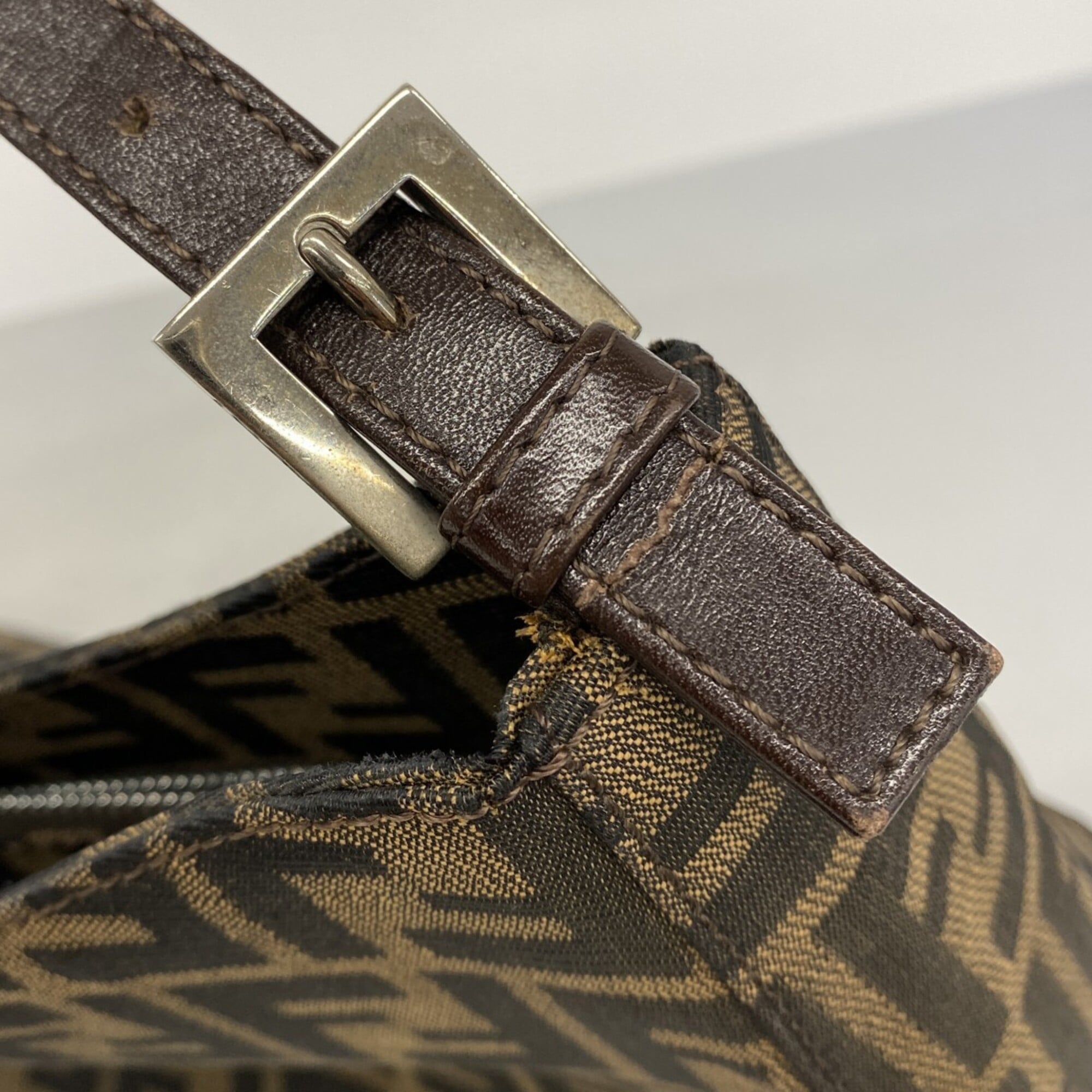 Fendi Brown Nylon Canvas Shoulder Bag (Pre-Owned)