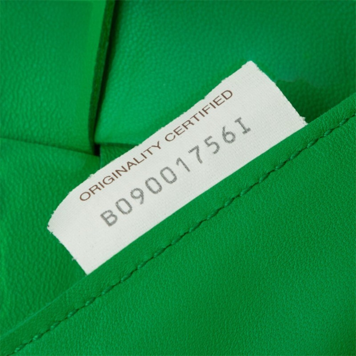 Bottega Veneta Green Leather Shoulder Bag (Pre-Owned)