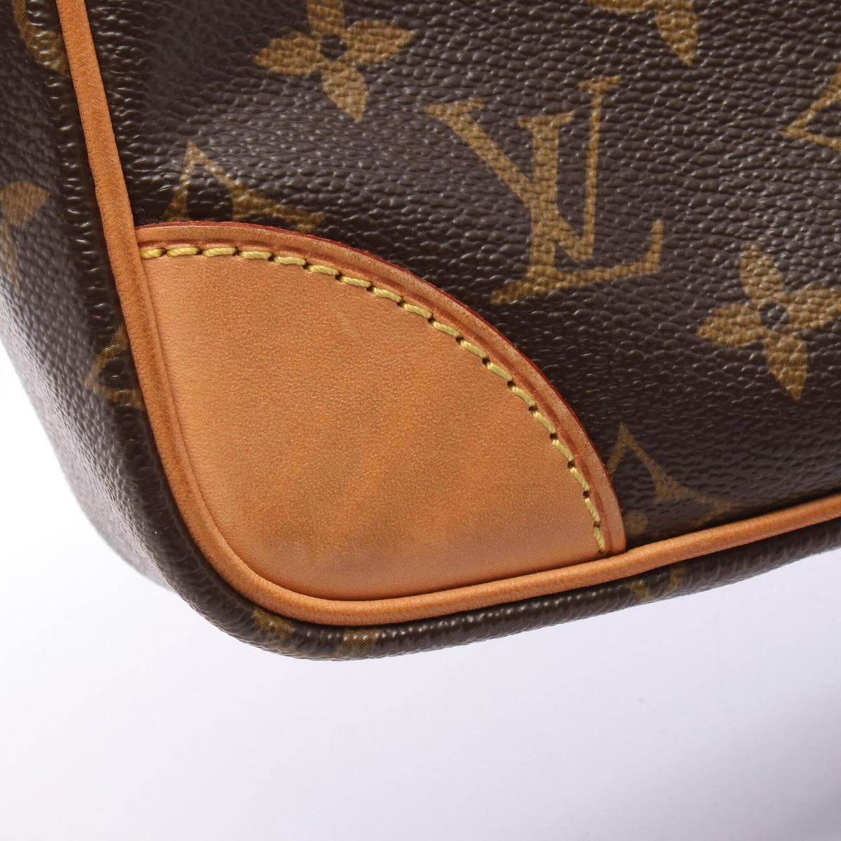 Louis Vuitton Brown Coated Canvas Pvc Monogram Leather Handbag Shoulder Bag (Pre-Owned)