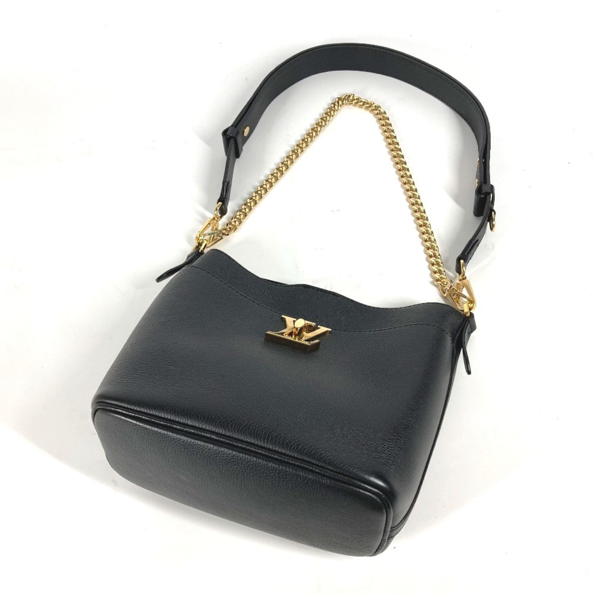 Louis Vuitton Black Leather Shoulder Bag (Pre-Owned)