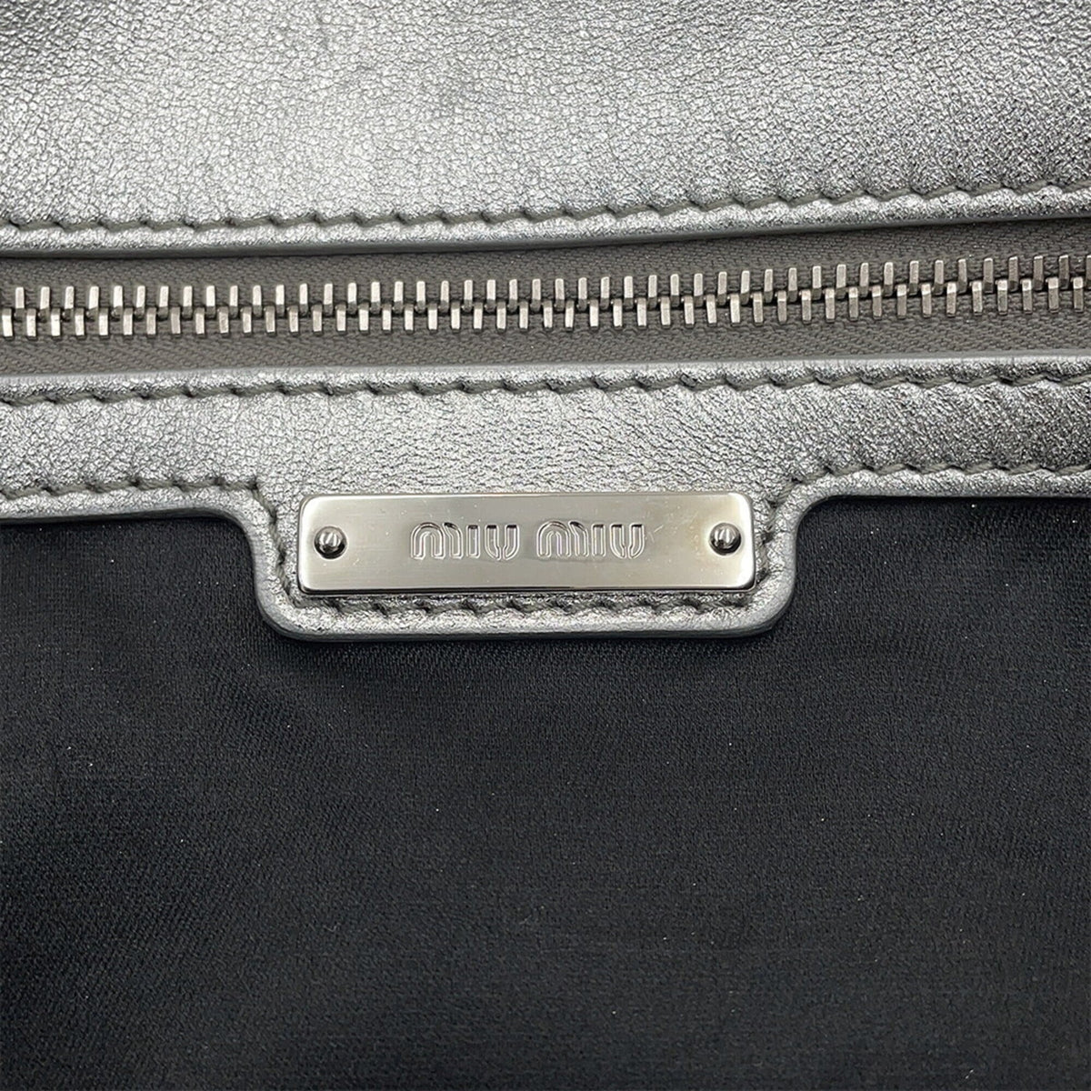 Miu Miu Matelasse Silver Shoulder Bag (Pre-Owned)