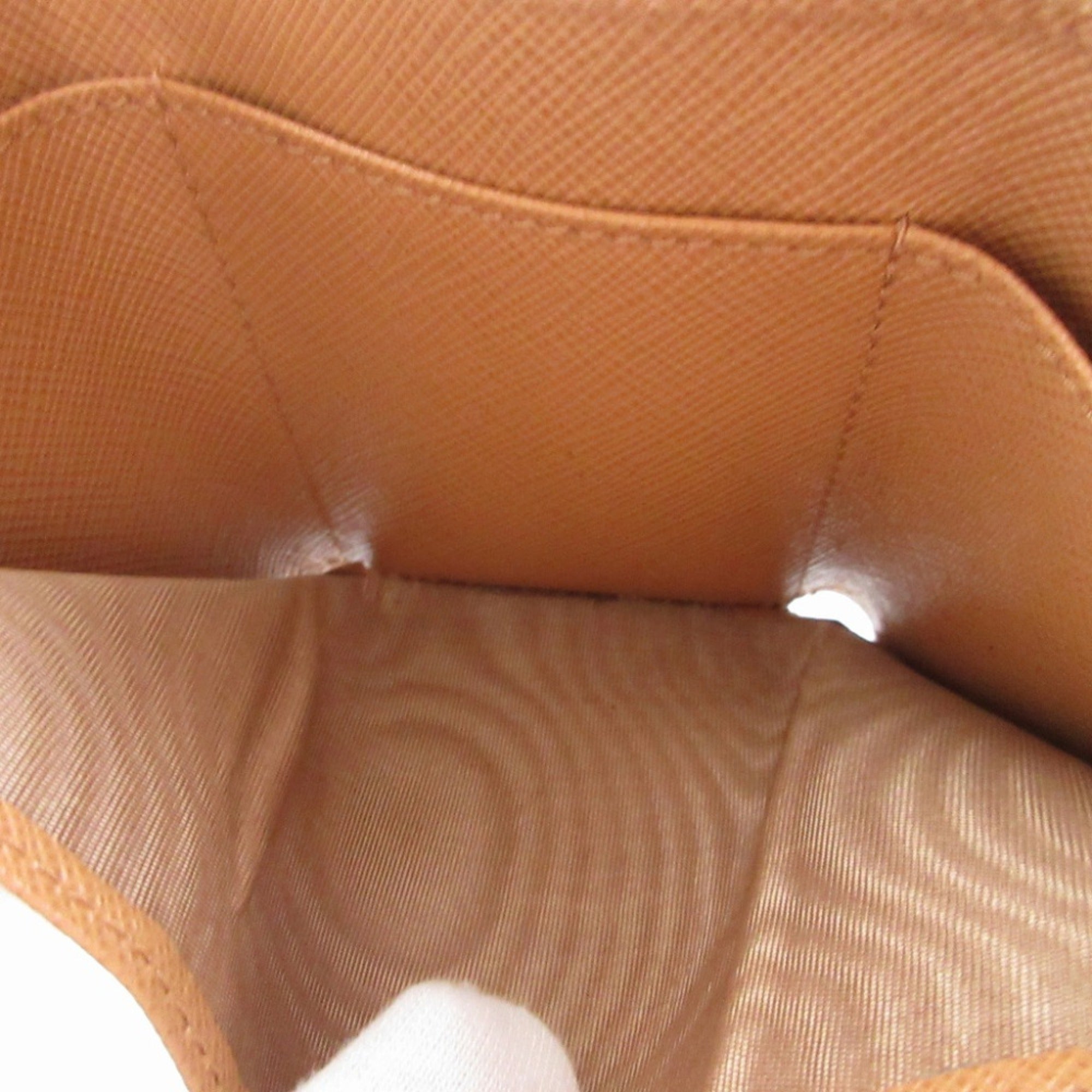 Prada Beige Leather Wallet (Tri-Fold) (Pre-Owned)
