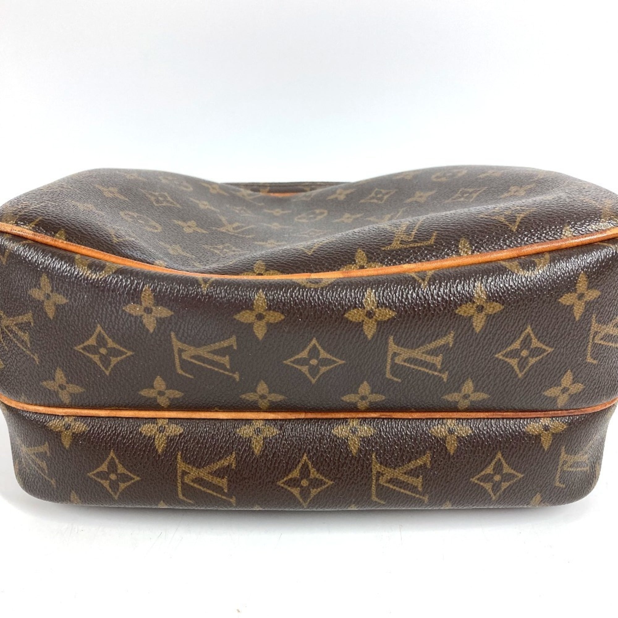 Louis Vuitton Brown Monogram Shoulder Bag (Pre-Owned)