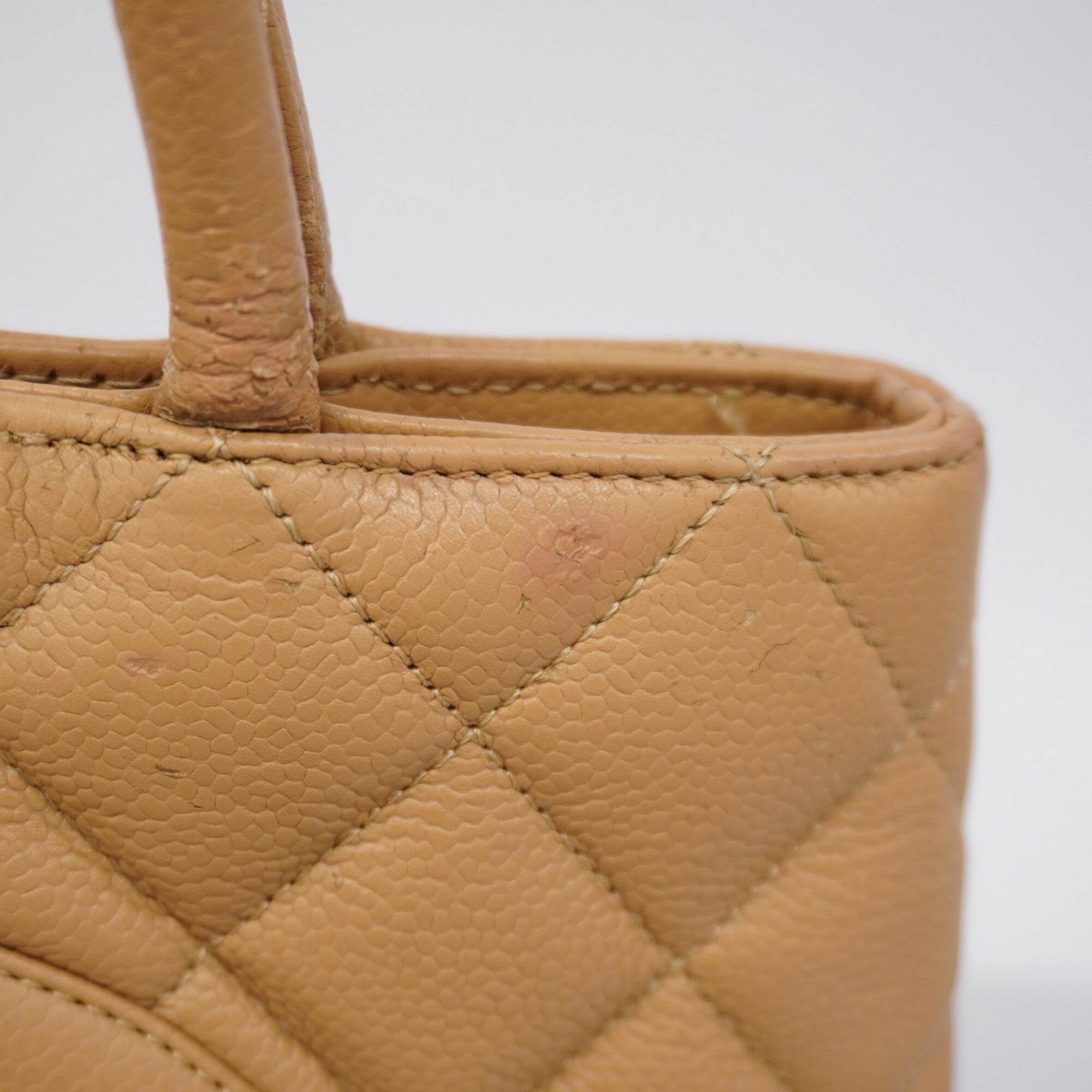 Chanel Beige Grained Calfskin Tote Bag (Pre-Owned)