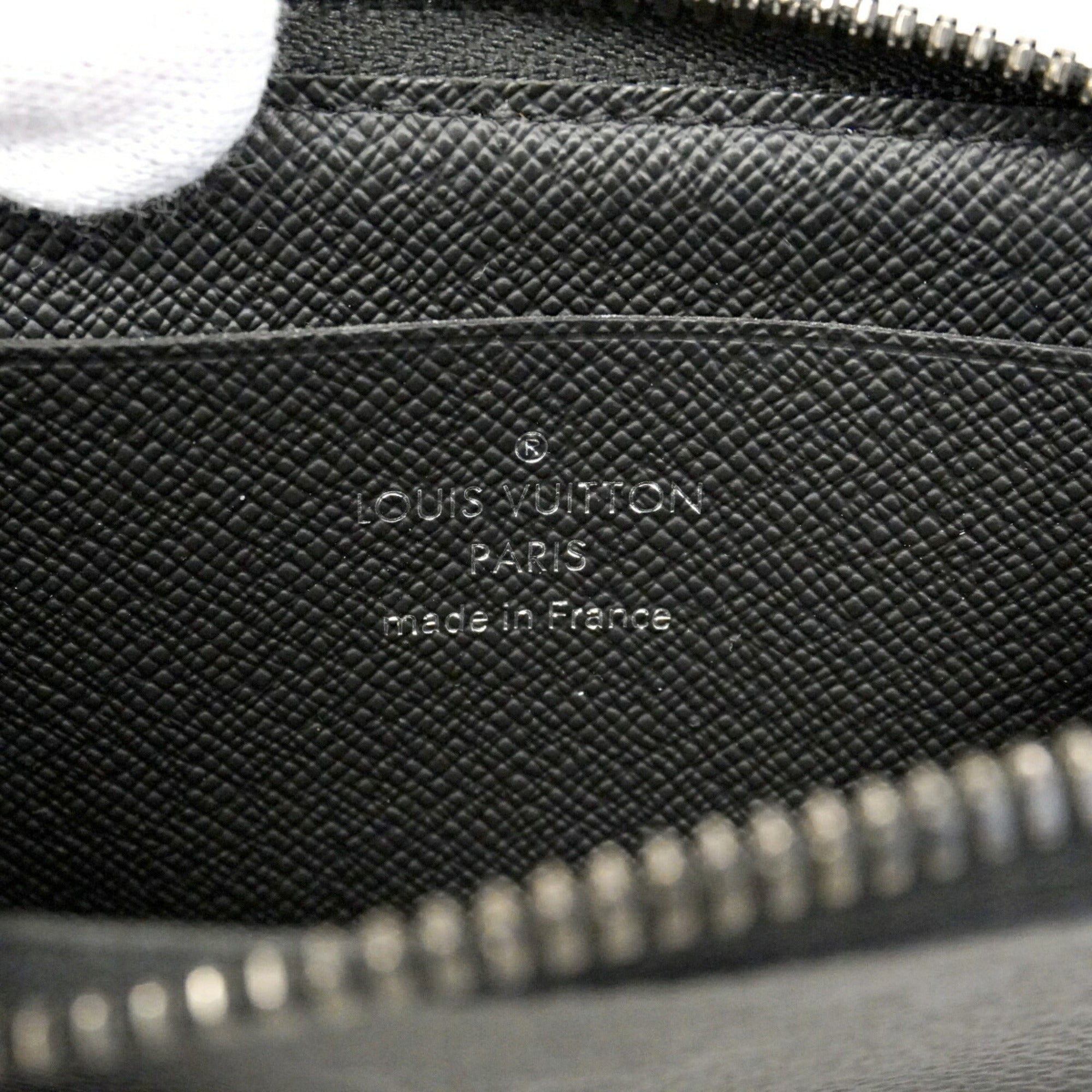 Louis Vuitton Black Coin Purse/Coin Case (Pre-Owned)