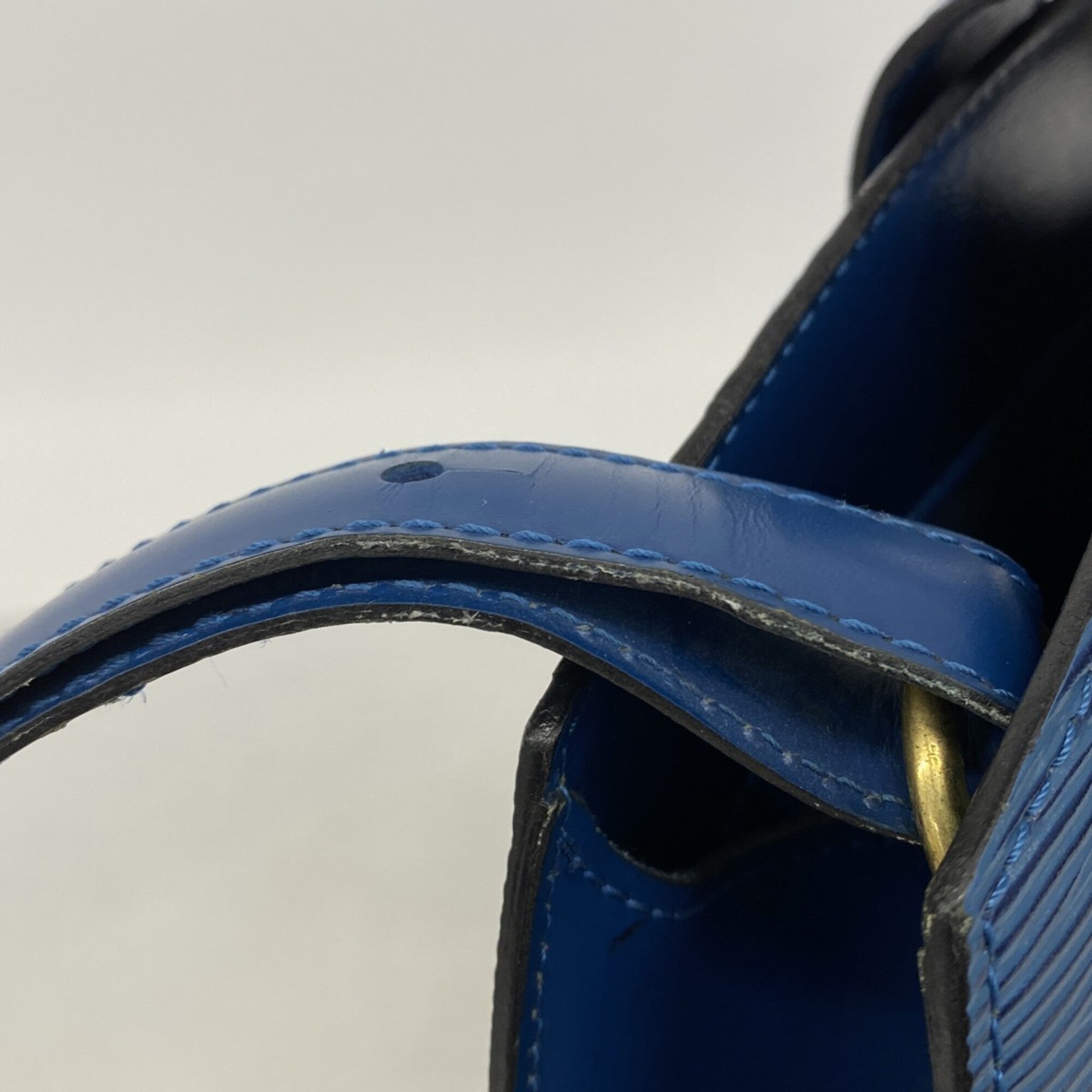 Louis Vuitton Toledo Blue Shoulder Bag (Pre-Owned)