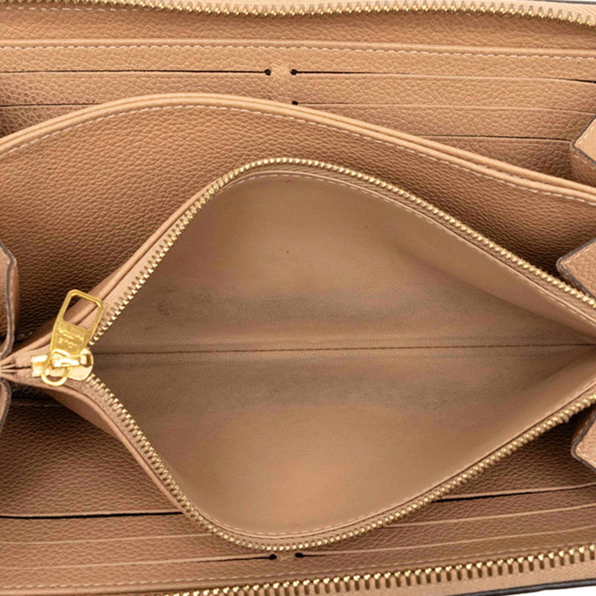 Louis Vuitton Beige Leather Long Wallet (Bi-Fold) (Pre-Owned)