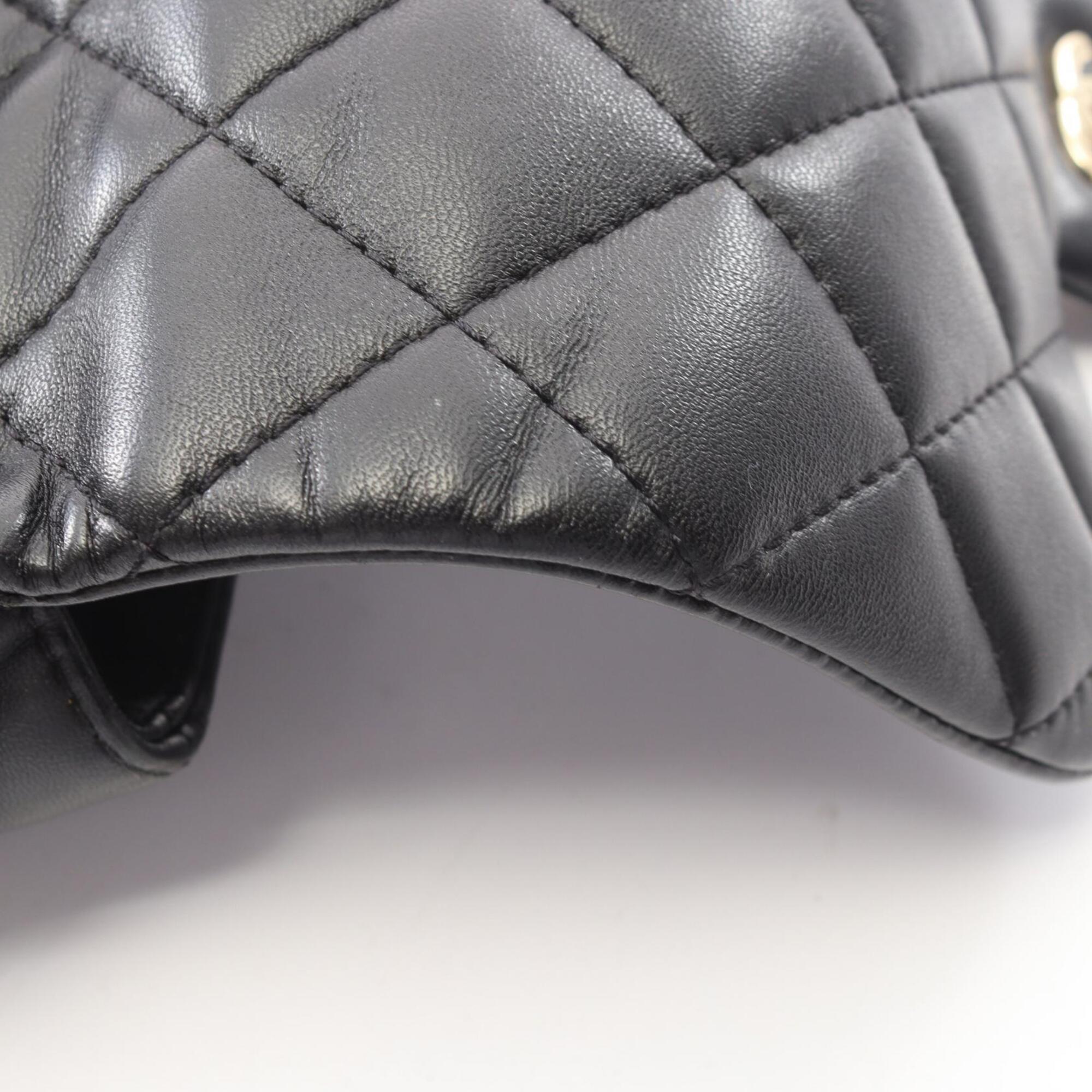 Chanel Black Leather Handbag Shoulder Bag (Pre-Owned)