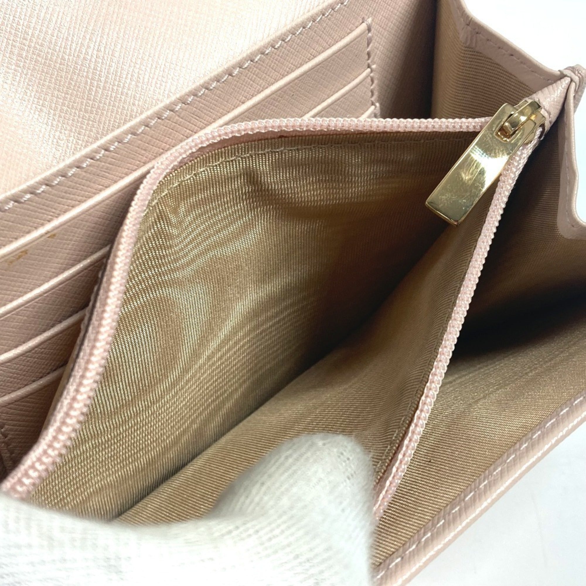 Salvatore Ferragamo Pink Leather Clutch Bag Pouch (Pre-Owned)