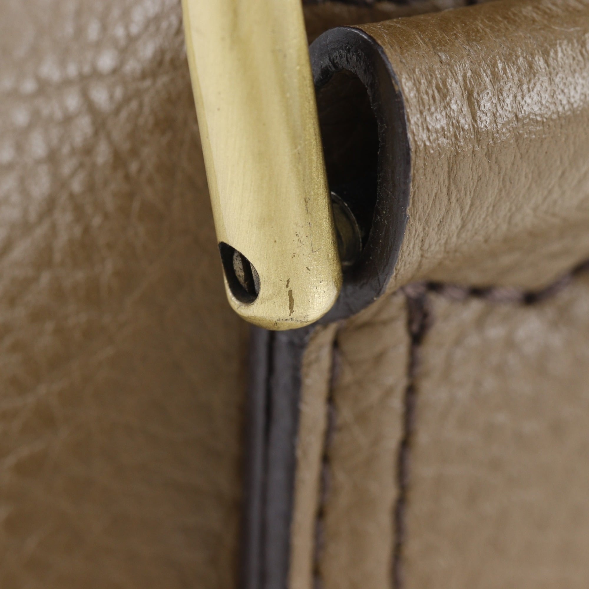 Burberry Brown Leather Shoulder Bag (Pre-Owned)