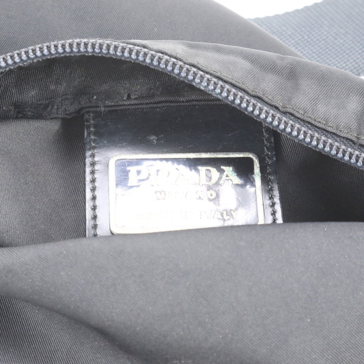 Prada Black Messenger Bag Shoulder Bag (Pre-Owned)