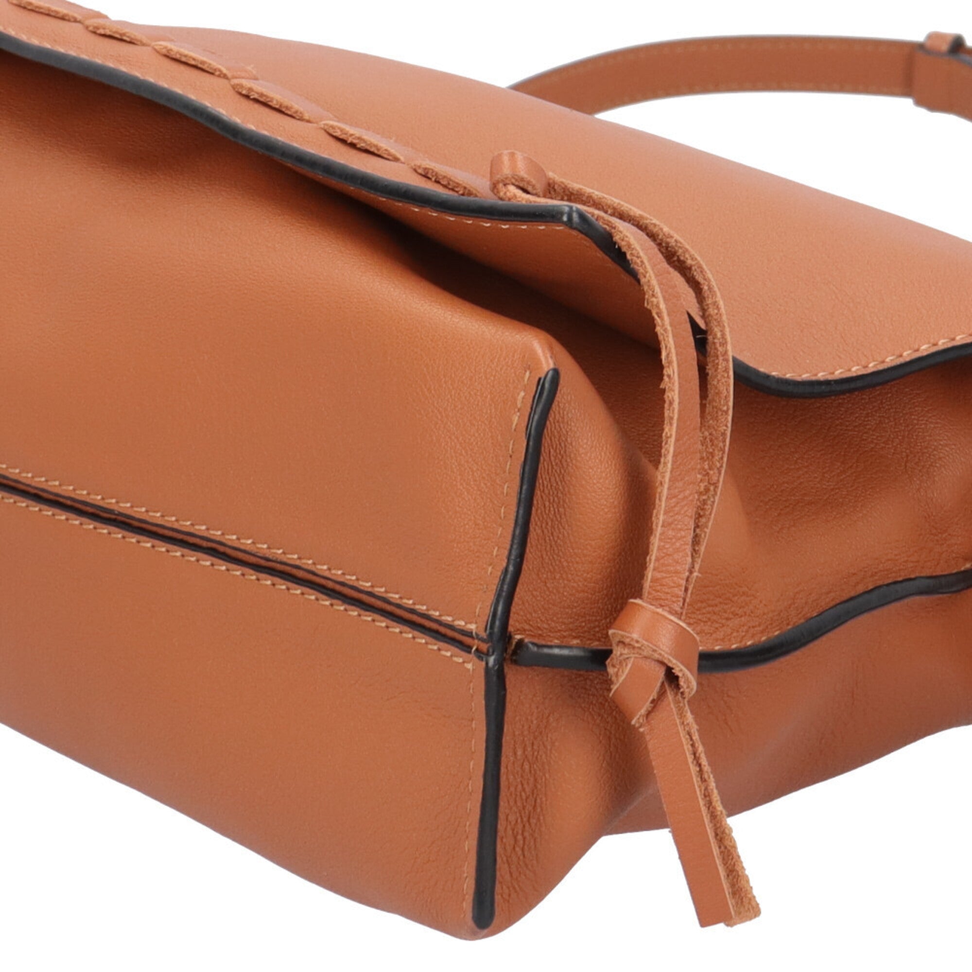 Loewe Brown Leather Shoulder Bag (Pre-Owned)