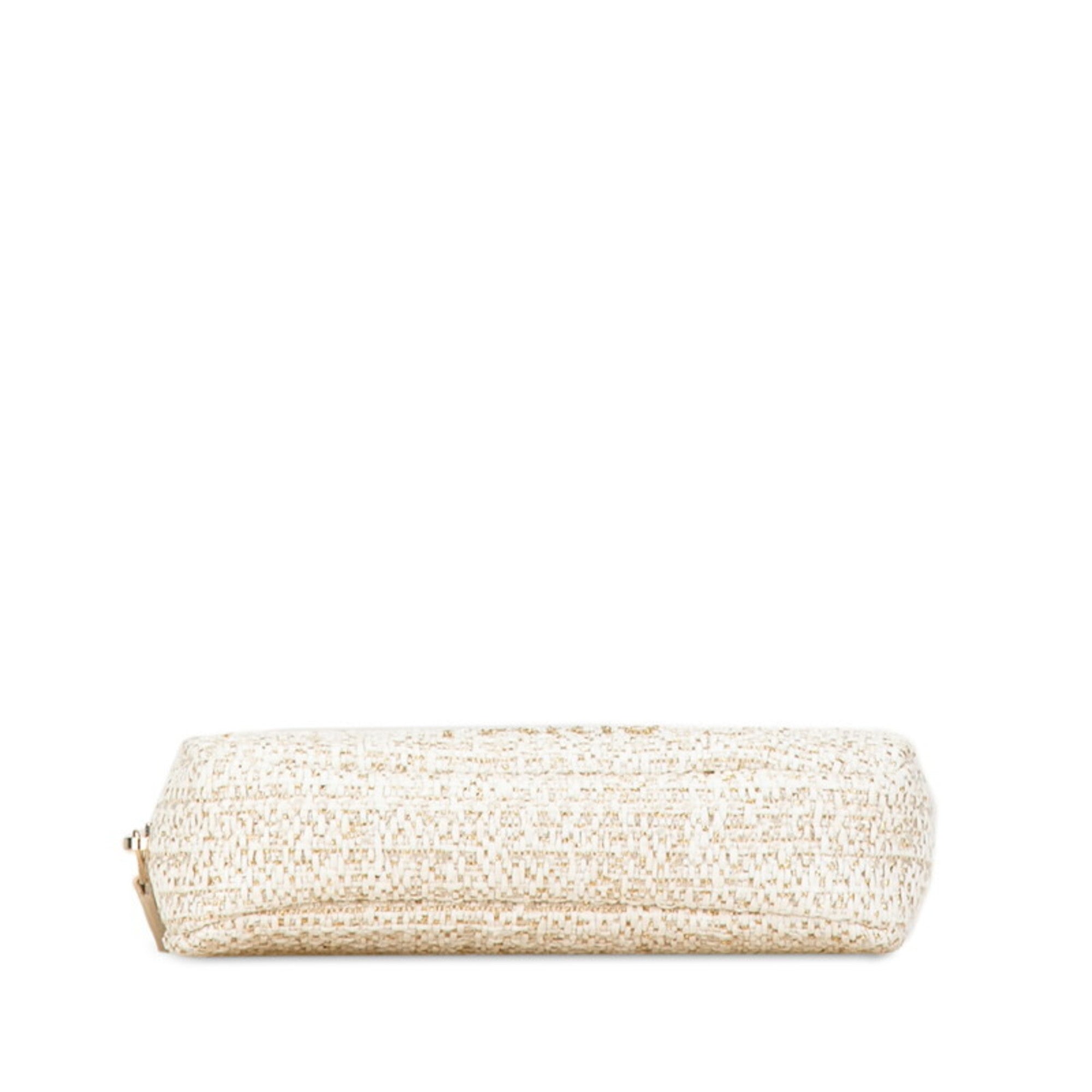 Chanel White Tweed Pouch (Pre-Owned)
